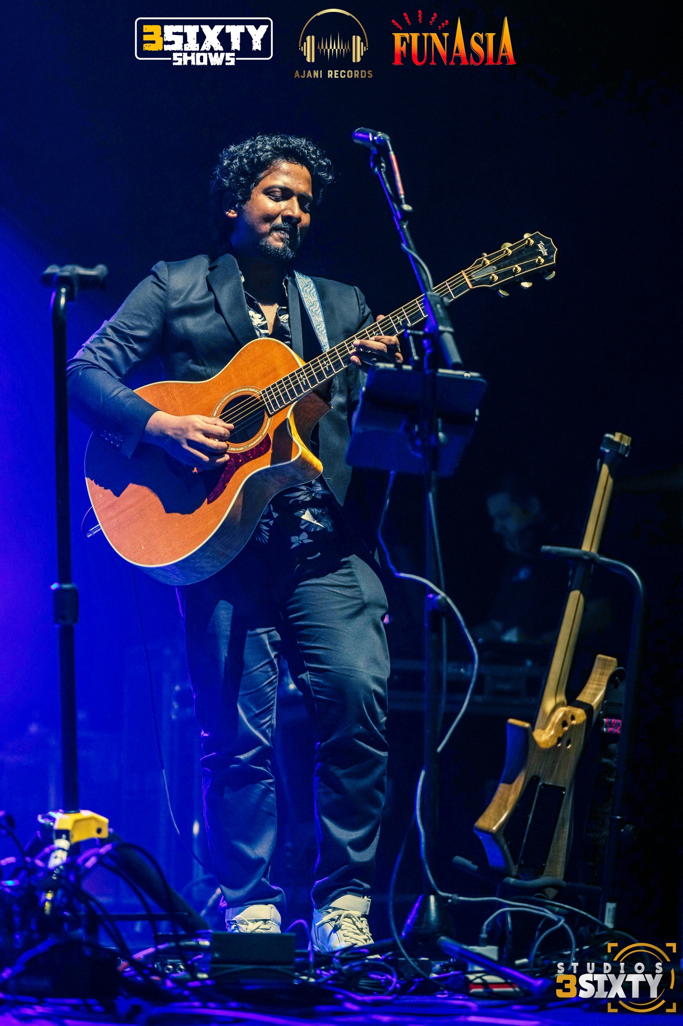 Udit Narayan & Aditya Narayan Live in Dallas 2024 photo 10