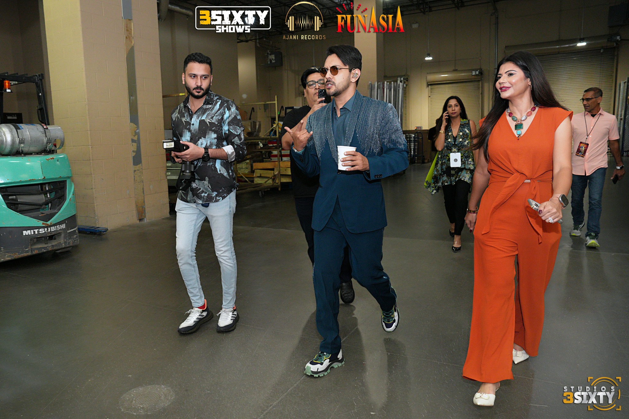 Udit Narayan & Aditya Narayan Live in Dallas 2024 photo 14