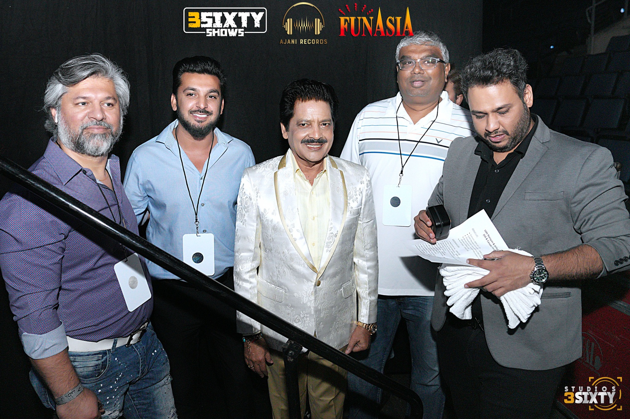 Udit Narayan & Aditya Narayan Live in Dallas 2024 photo 31
