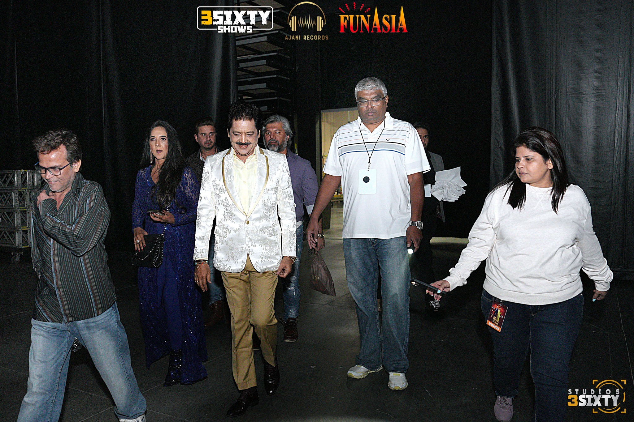 Udit Narayan & Aditya Narayan Live in Dallas 2024 photo 37