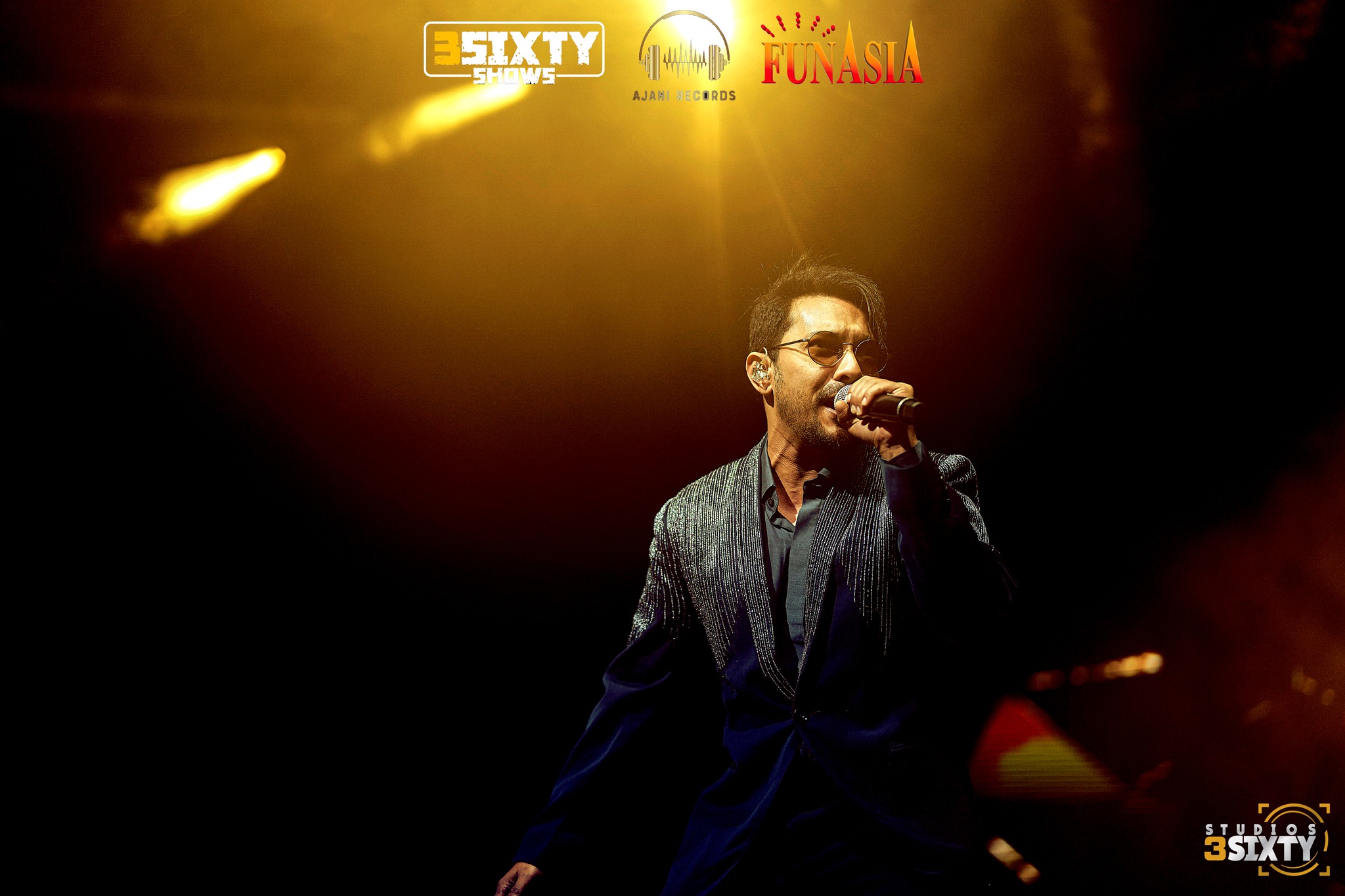 Udit Narayan & Aditya Narayan Live in Dallas 2024 photo 54