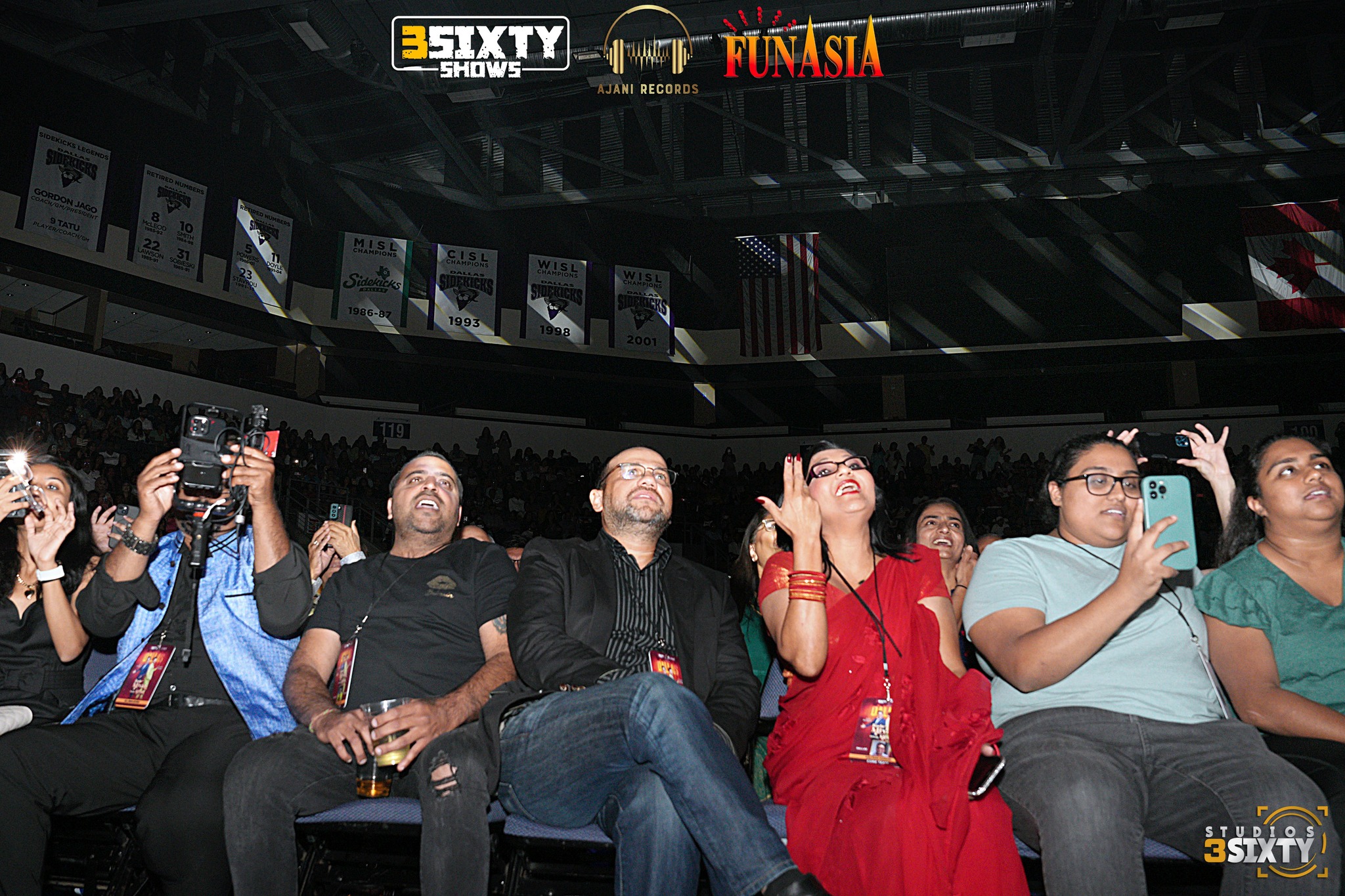 Udit Narayan & Aditya Narayan Live in Dallas 2024 photo 61