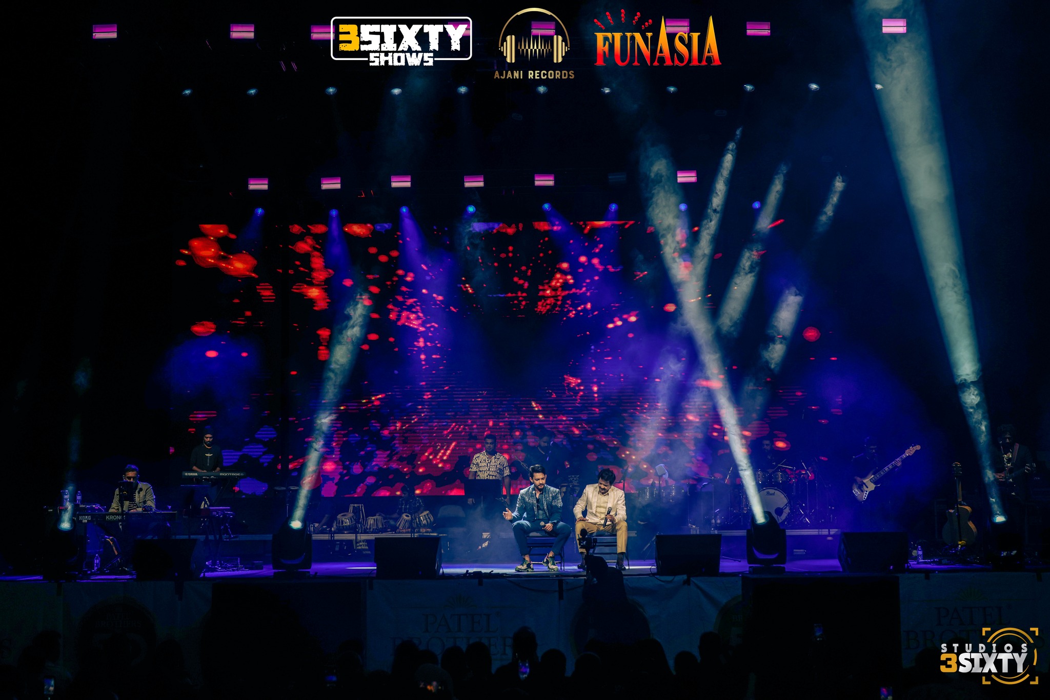 Udit Narayan & Aditya Narayan Live in Dallas 2024 photo 94