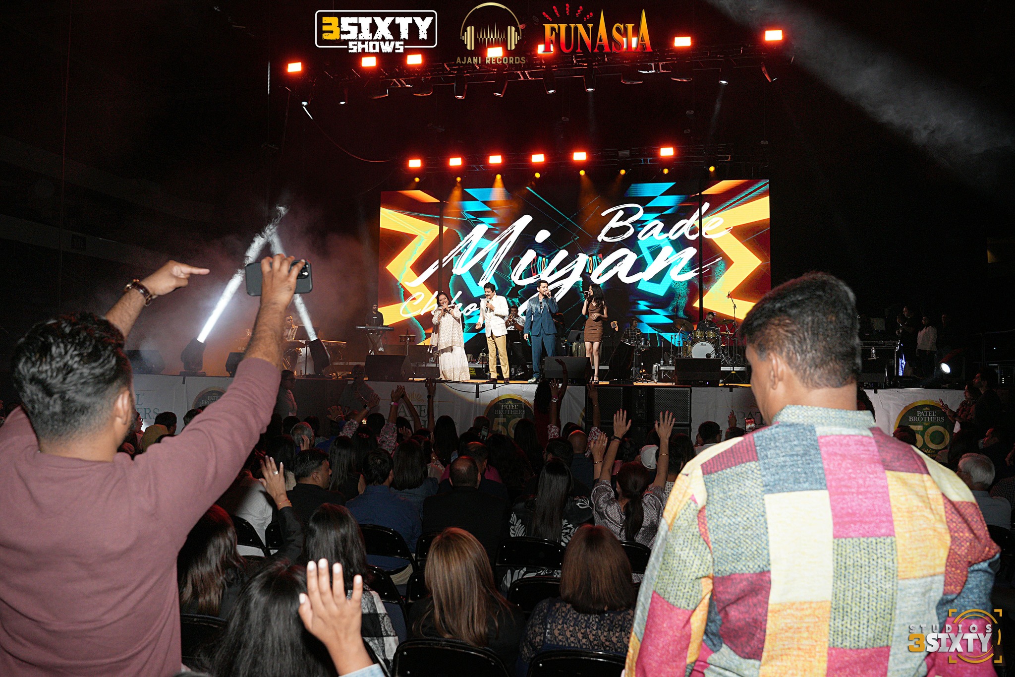 Udit Narayan & Aditya Narayan Live in Dallas 2024 photo 96