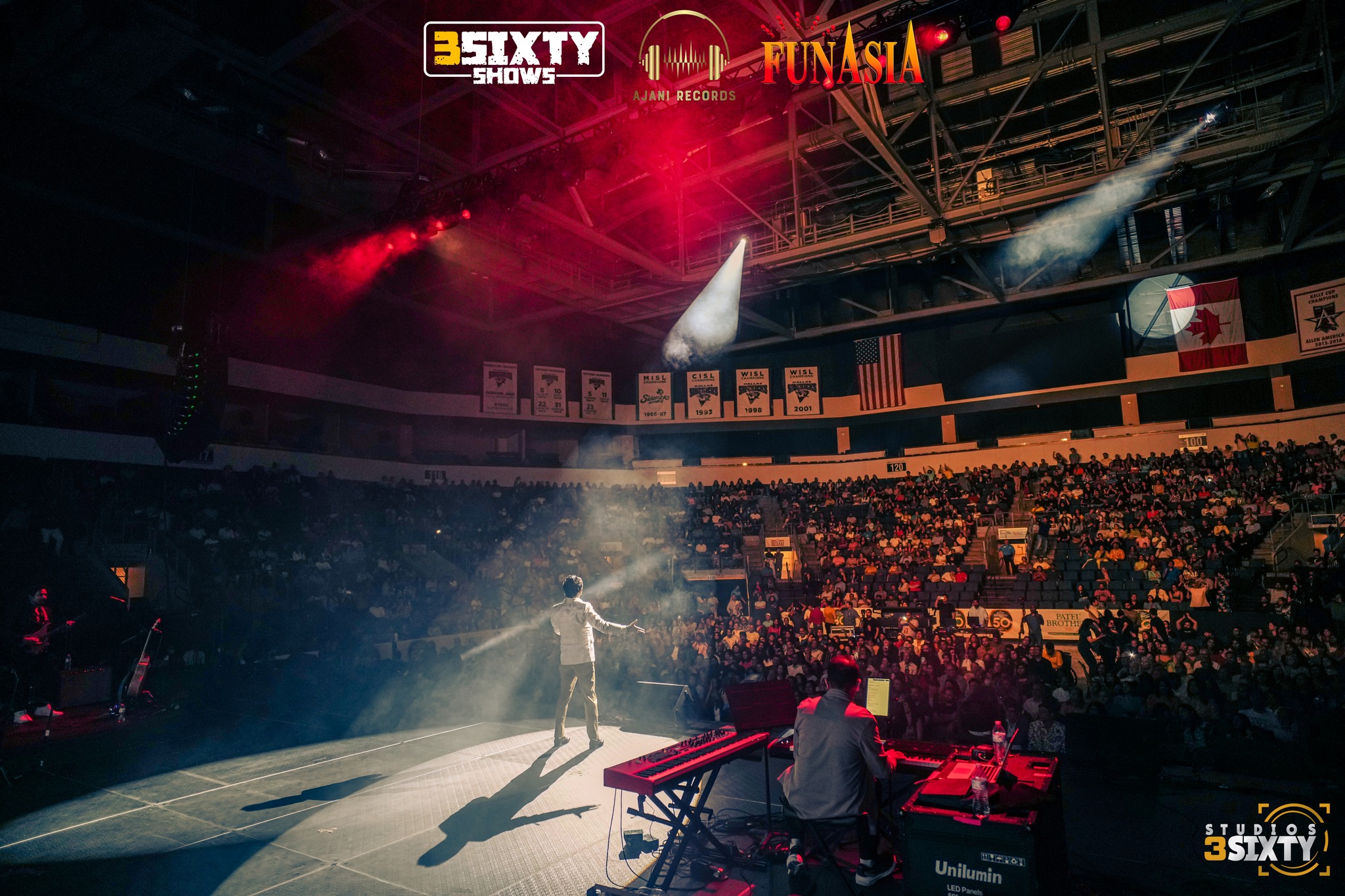 Udit Narayan & Aditya Narayan Live in Dallas 2024 photo 100