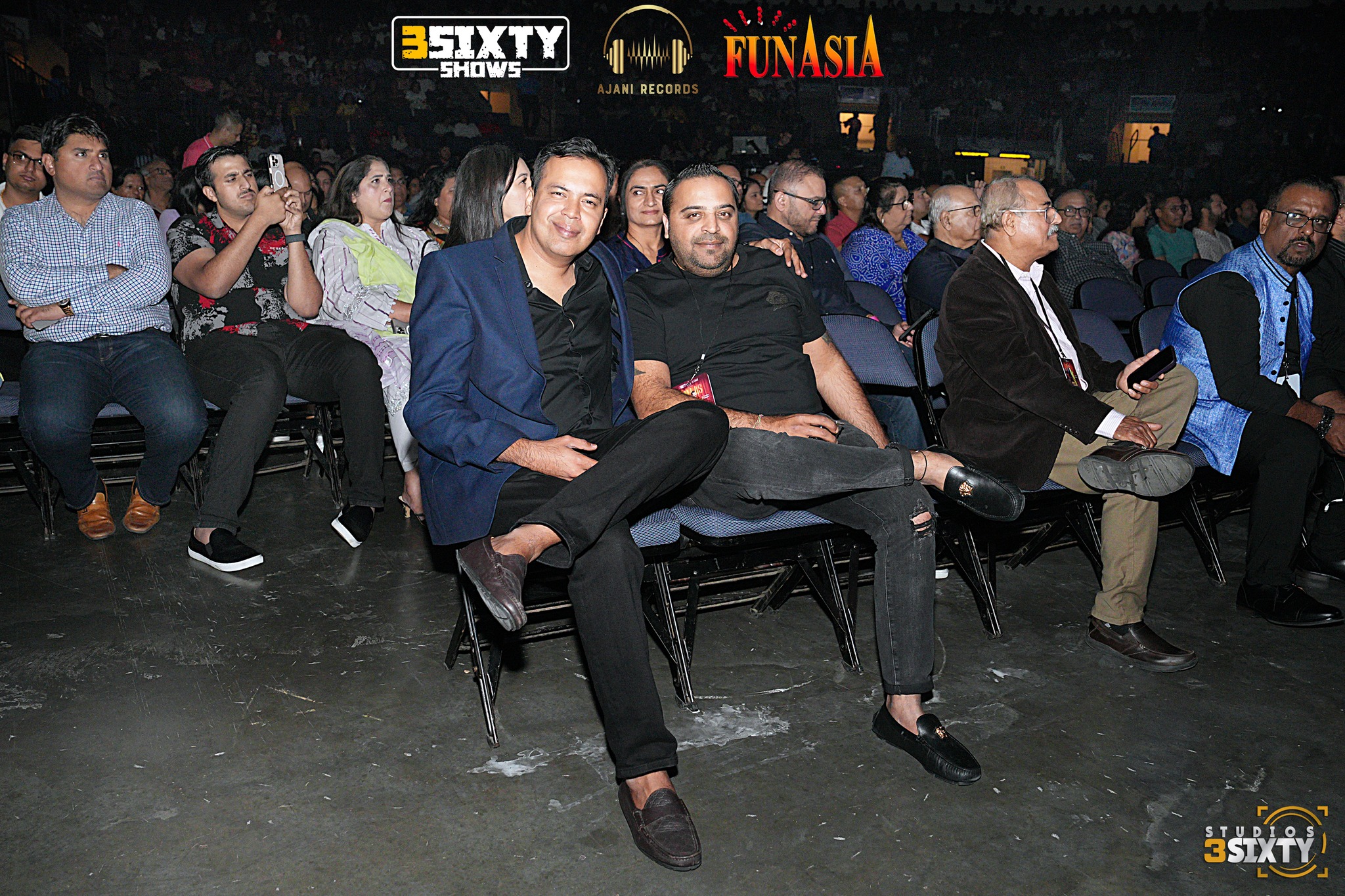 Udit Narayan & Aditya Narayan Live in Dallas 2024 photo 104