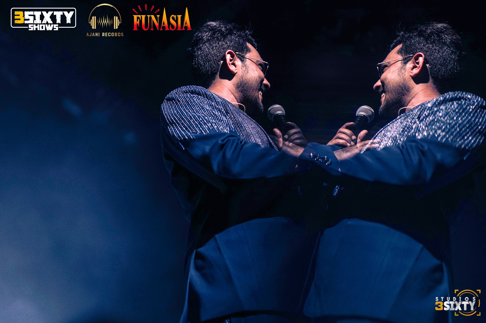 Udit Narayan & Aditya Narayan Live in Dallas 2024 photo 105