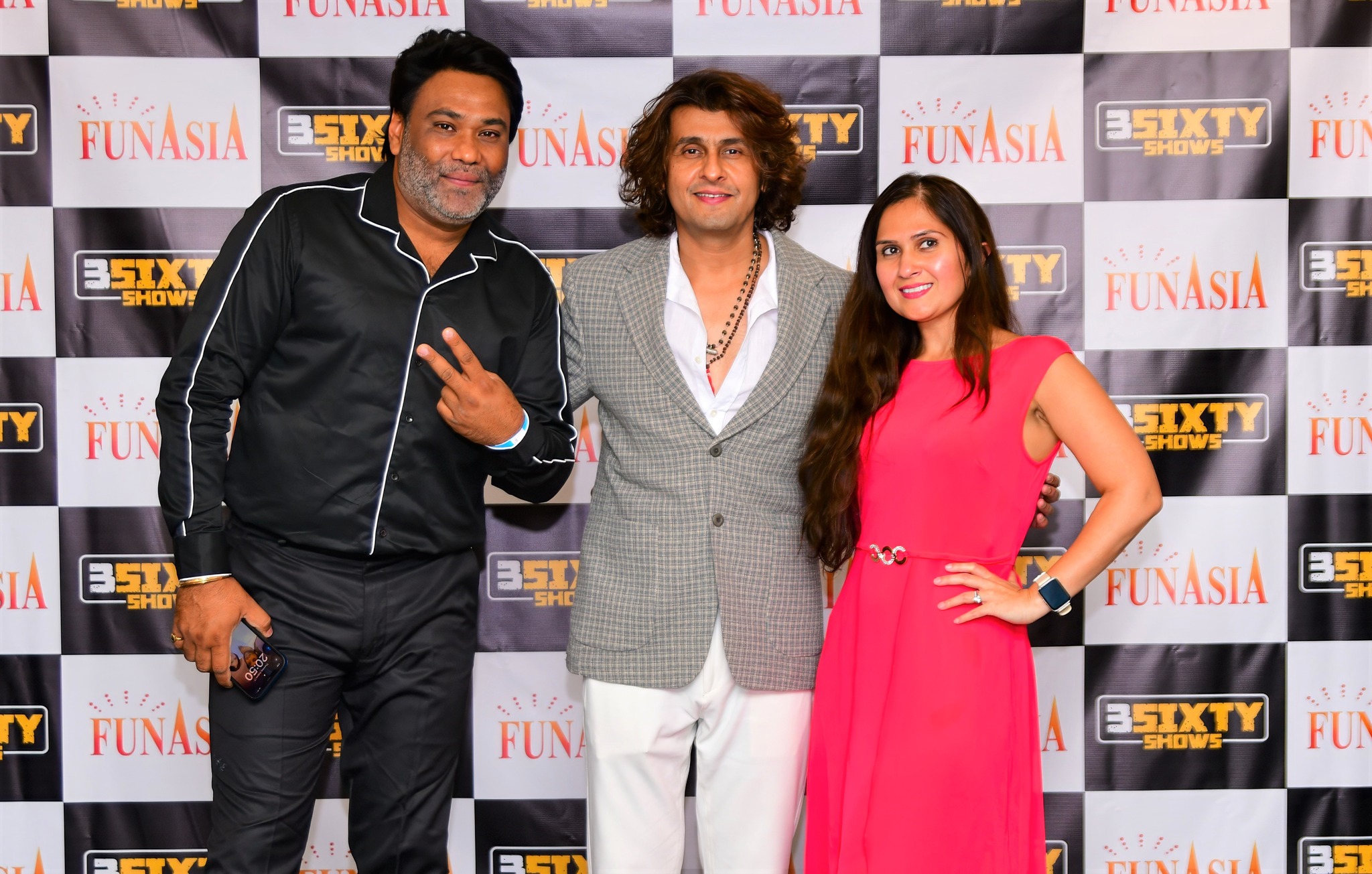 Sonu Nigam 2023 Meet & Greet Pics
