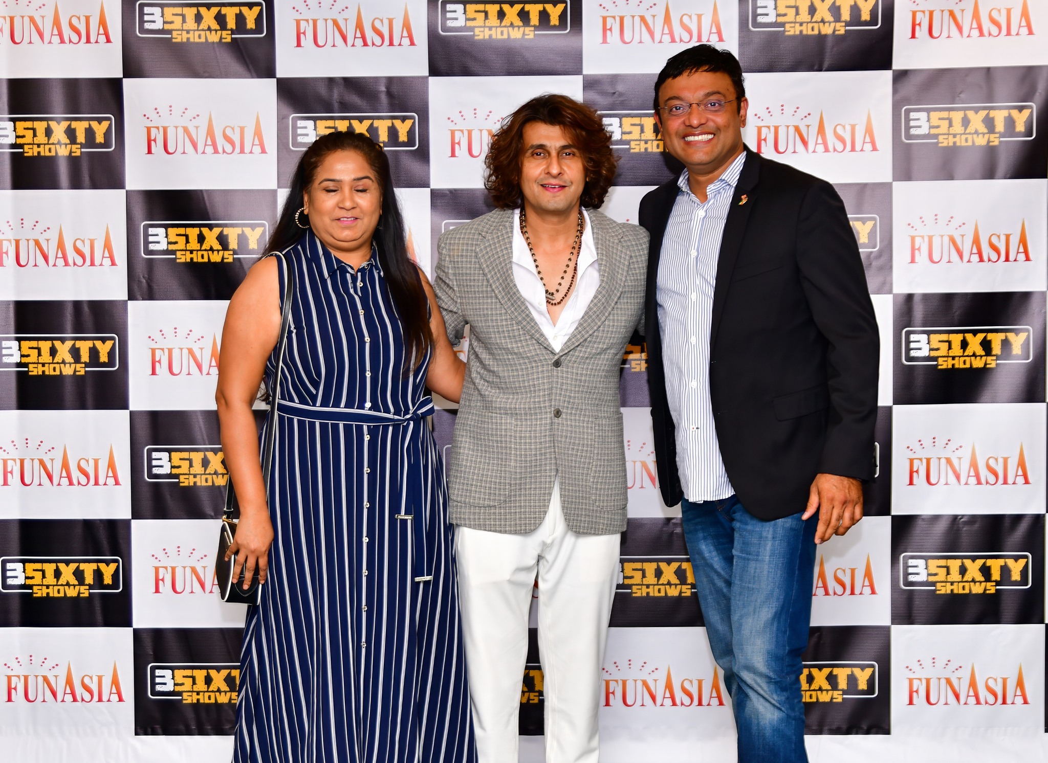 Sonu Nigam 2023 Meet & Greet Pics