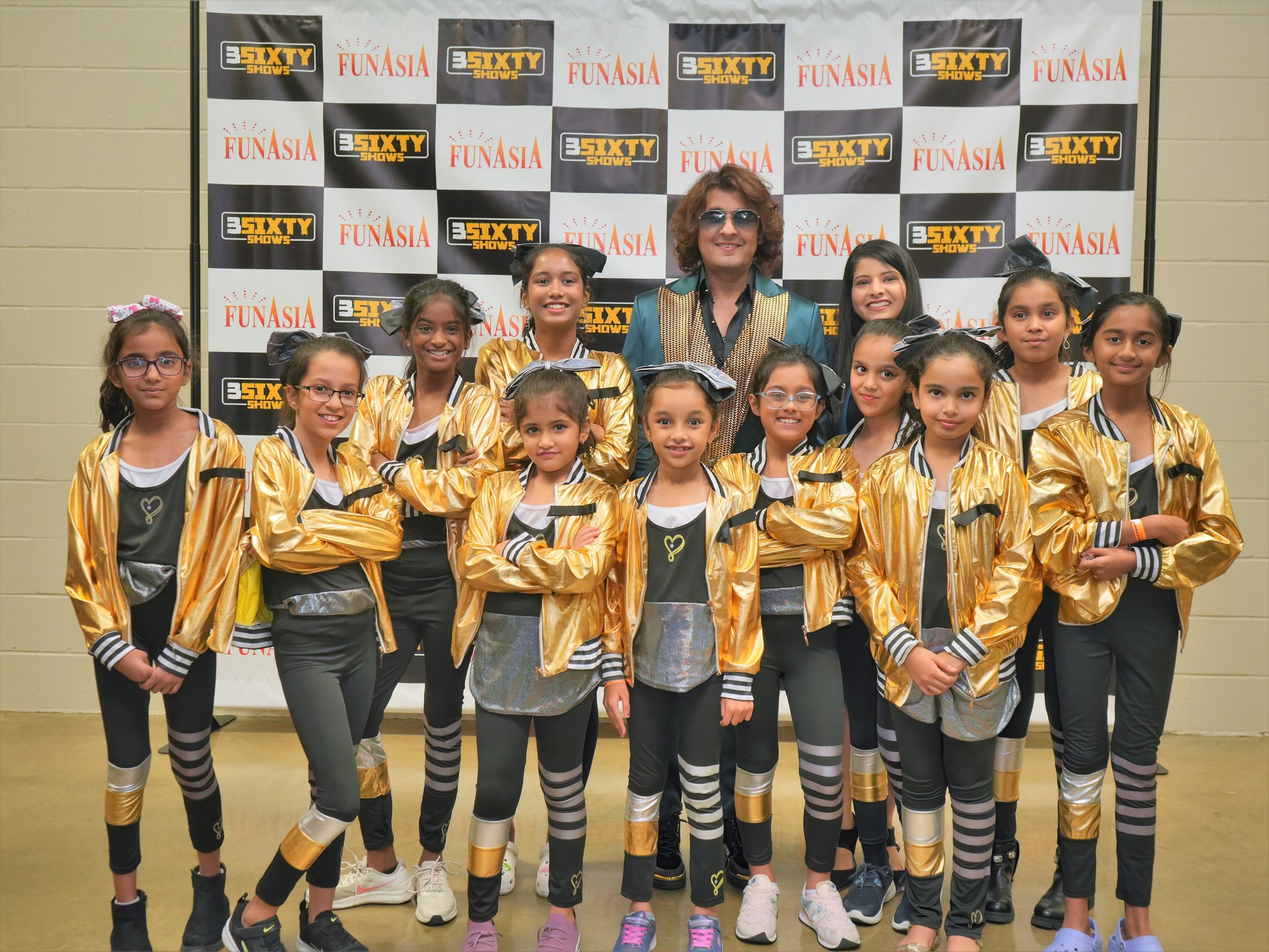 Sonu Nigam 2023 Meet & Greet Pics