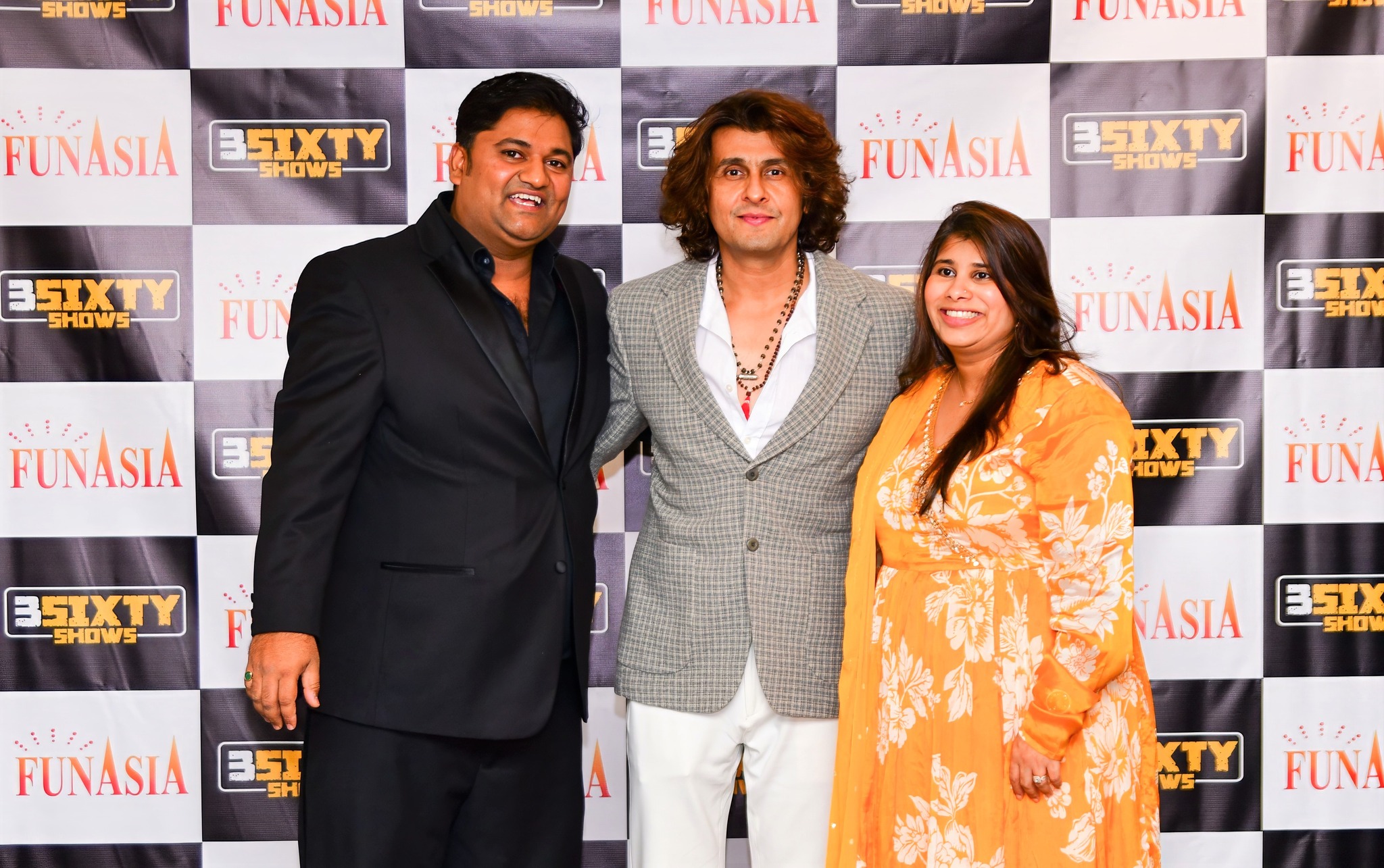 Sonu Nigam 2023 Meet & Greet Pics