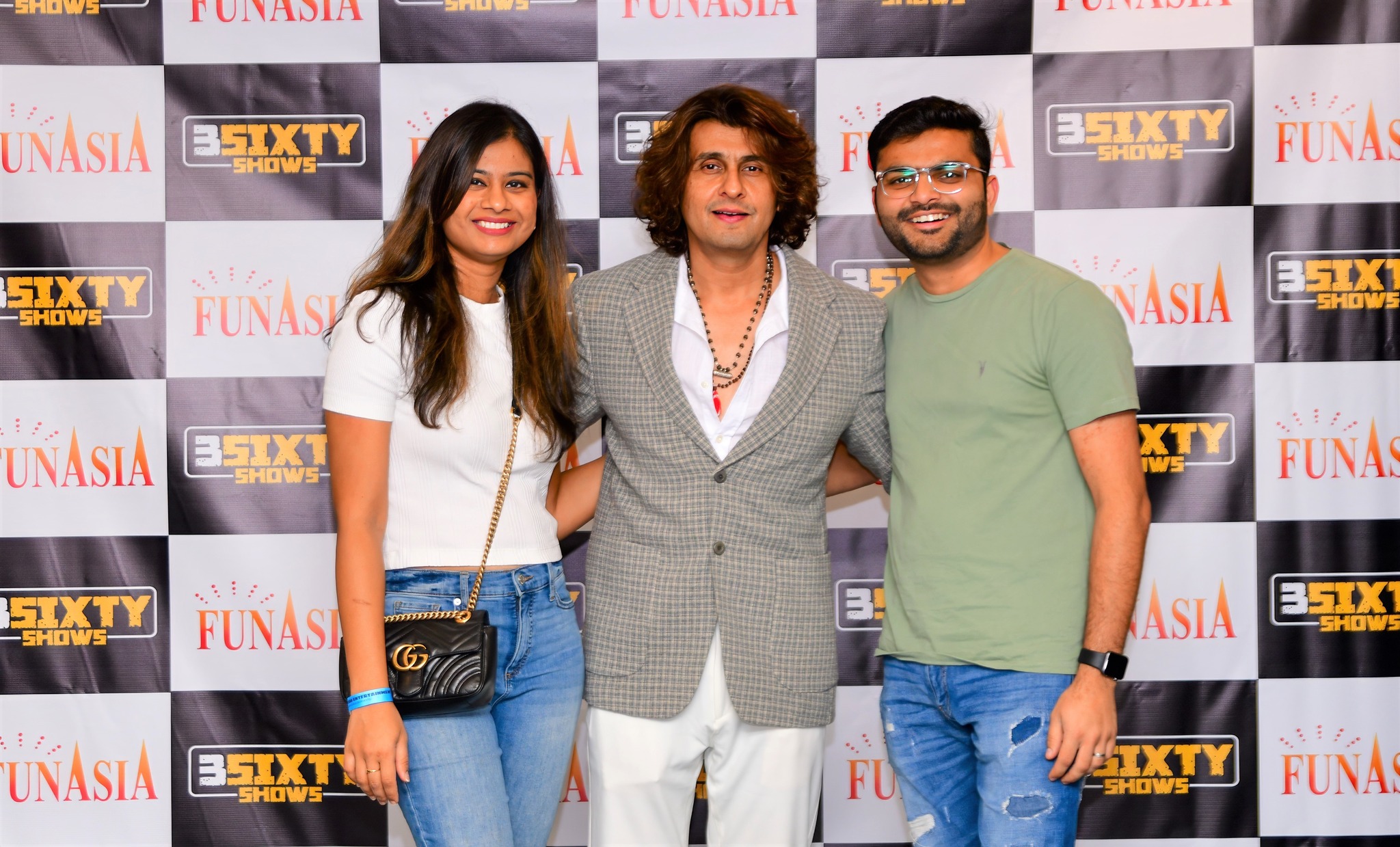 Sonu Nigam 2023 Meet & Greet Pics