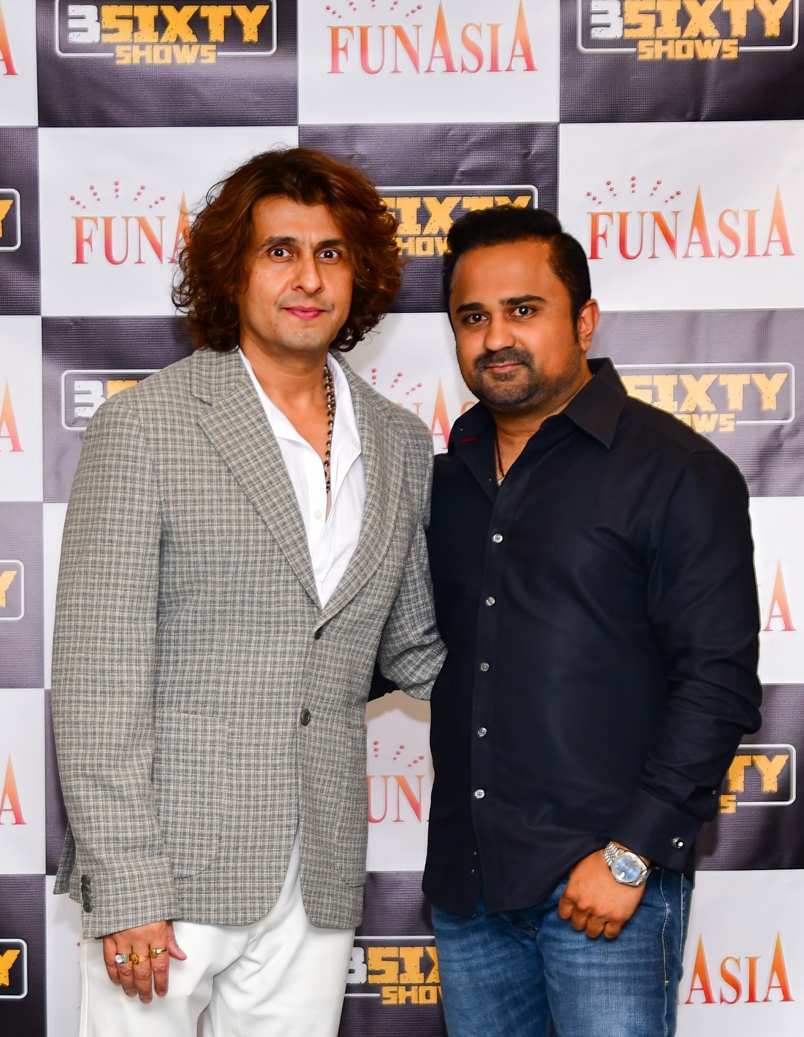 Sonu Nigam 2023 Meet & Greet Pics