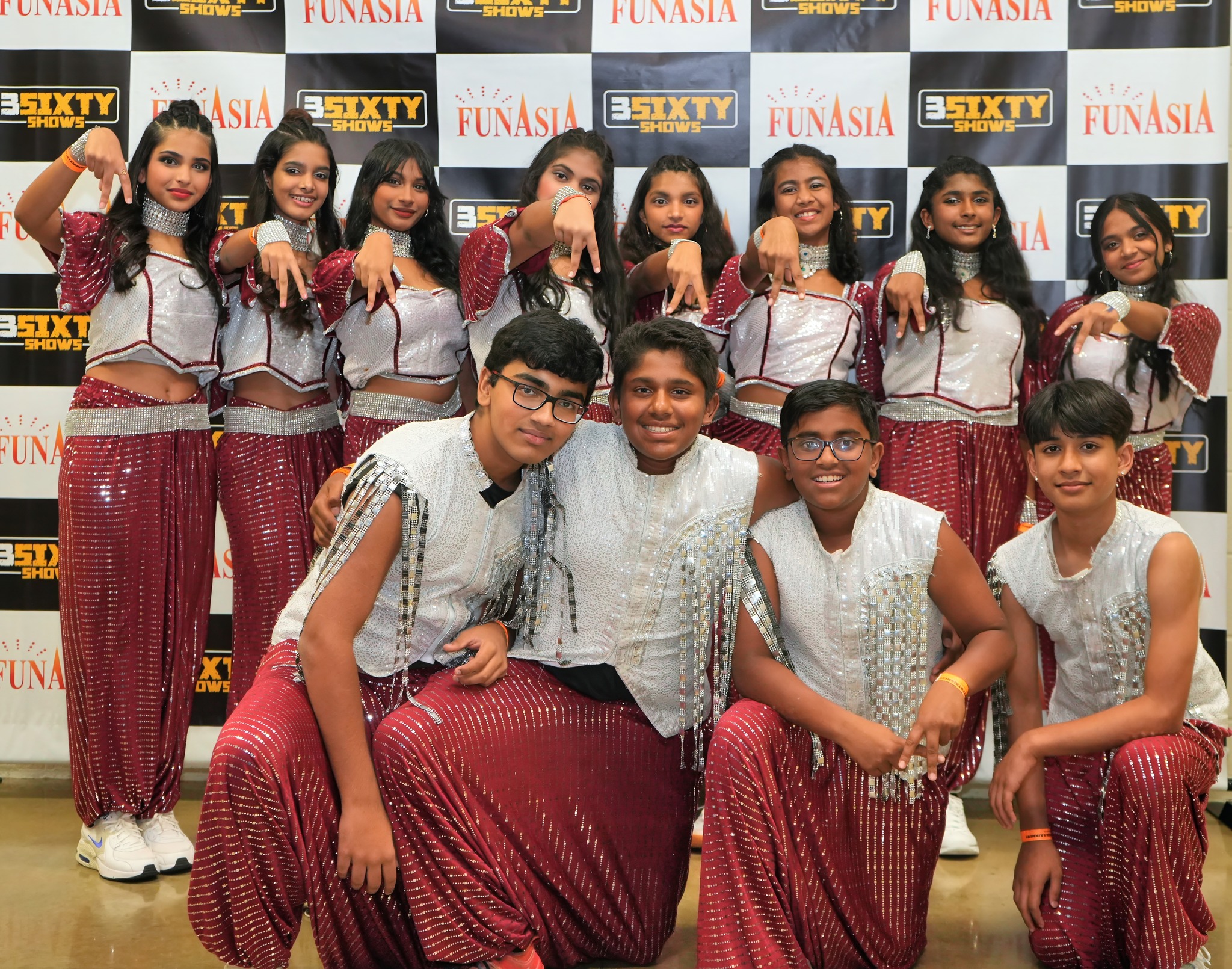 Sonu Nigam 2023 Meet & Greet Pics