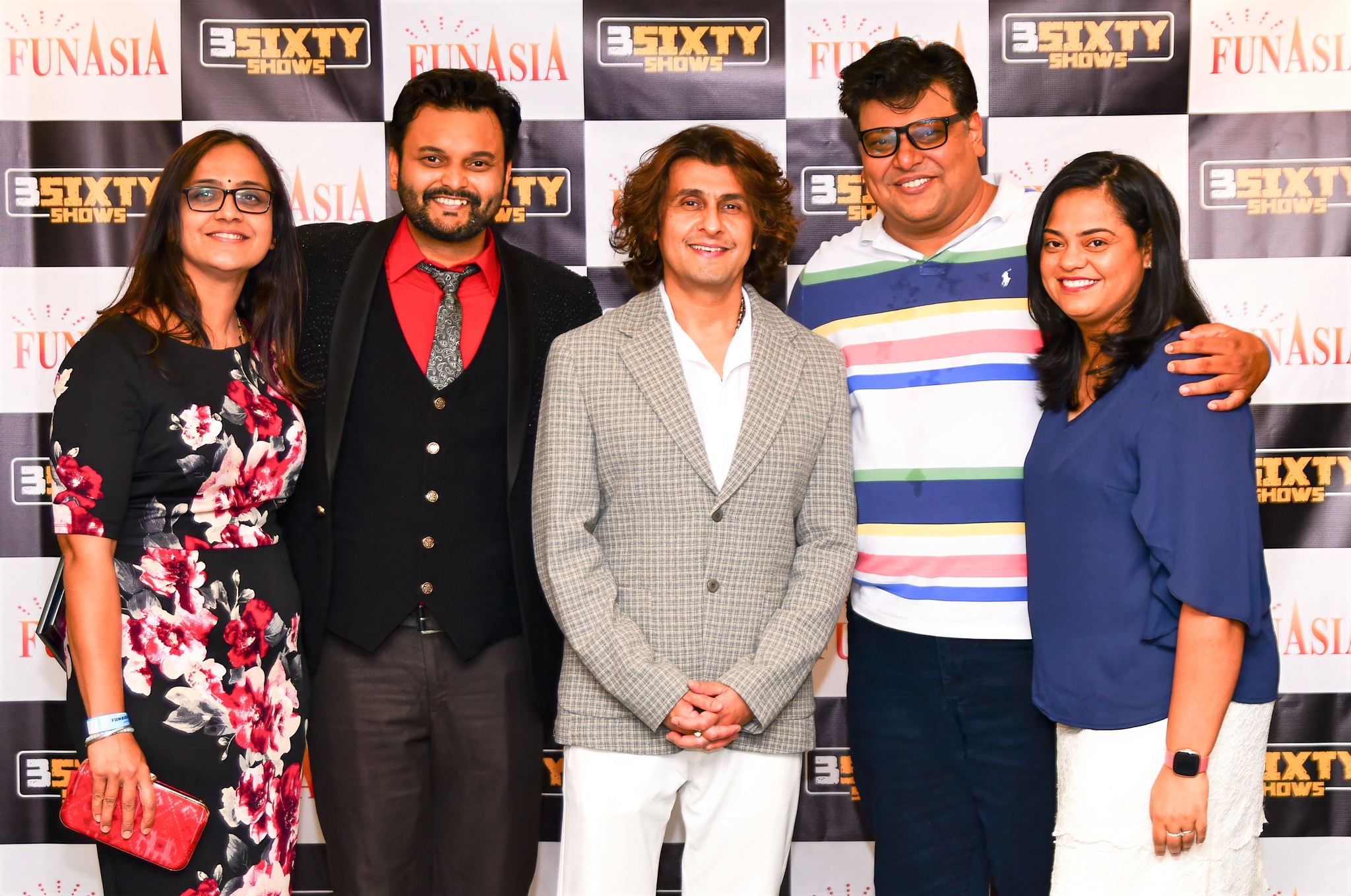 Sonu Nigam 2023 Meet & Greet Pics