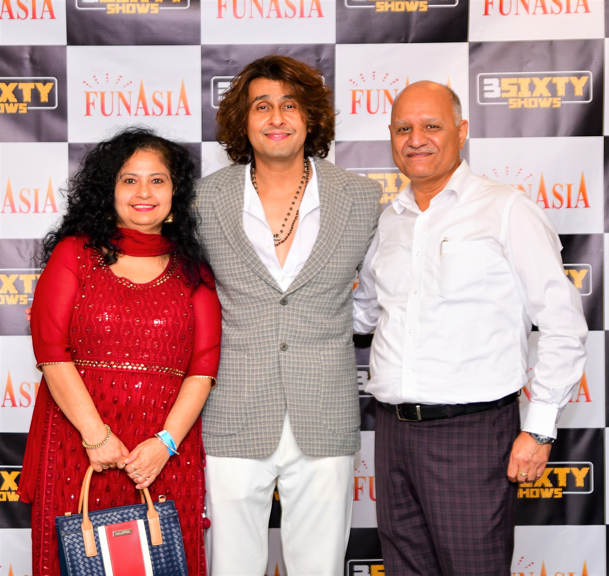 Sonu Nigam 2023 Meet & Greet Pics