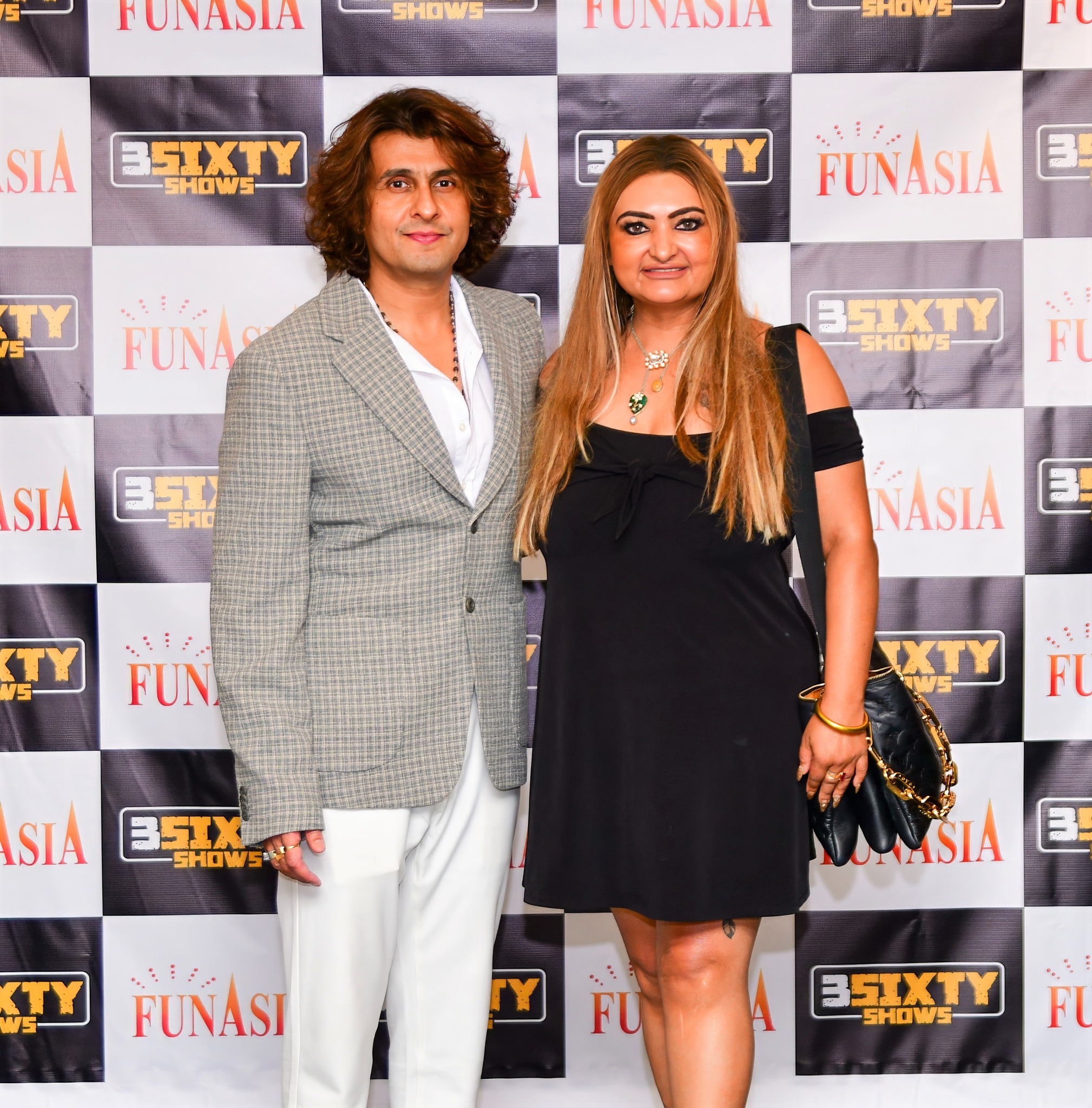 Sonu Nigam 2023 Meet & Greet Pics