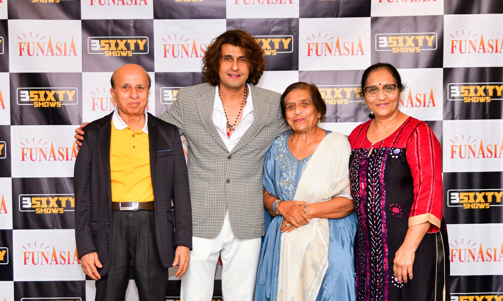 Sonu Nigam 2023 Meet & Greet Pics