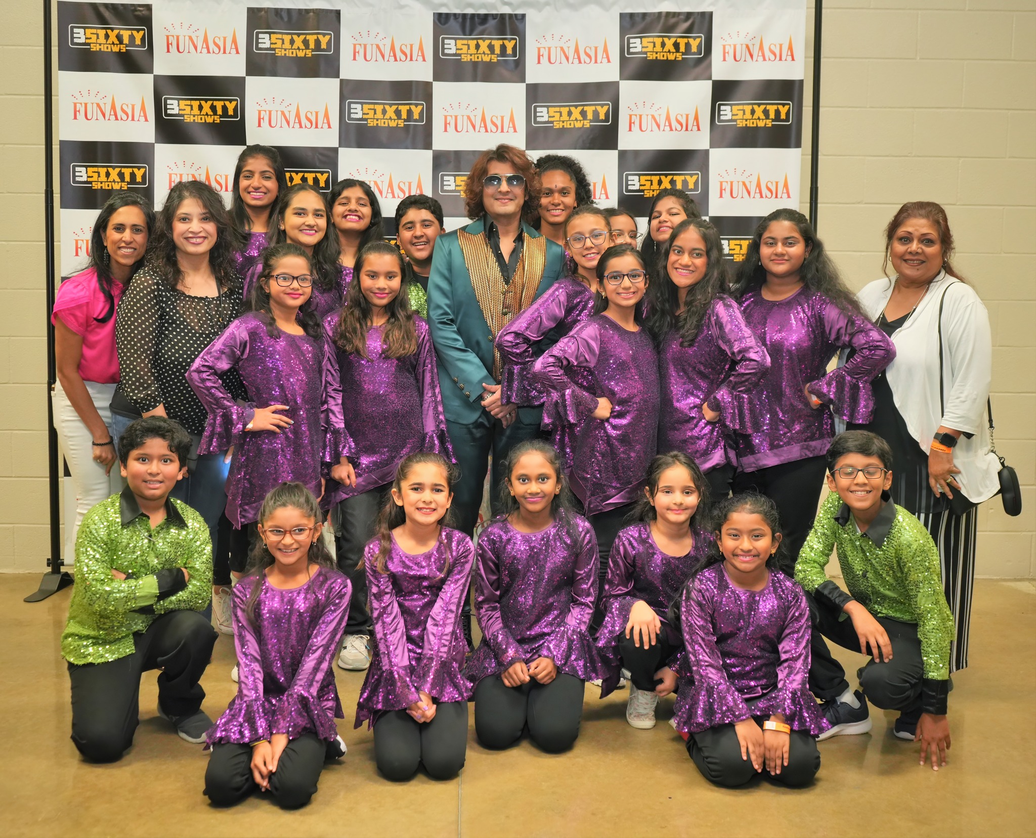 Sonu Nigam 2023 Meet & Greet Pics