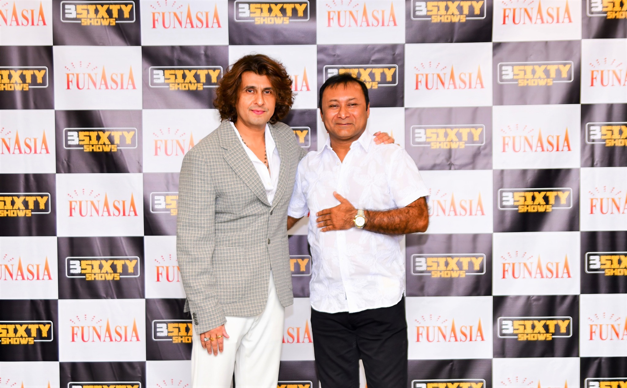 Sonu Nigam 2023 Meet & Greet Pics