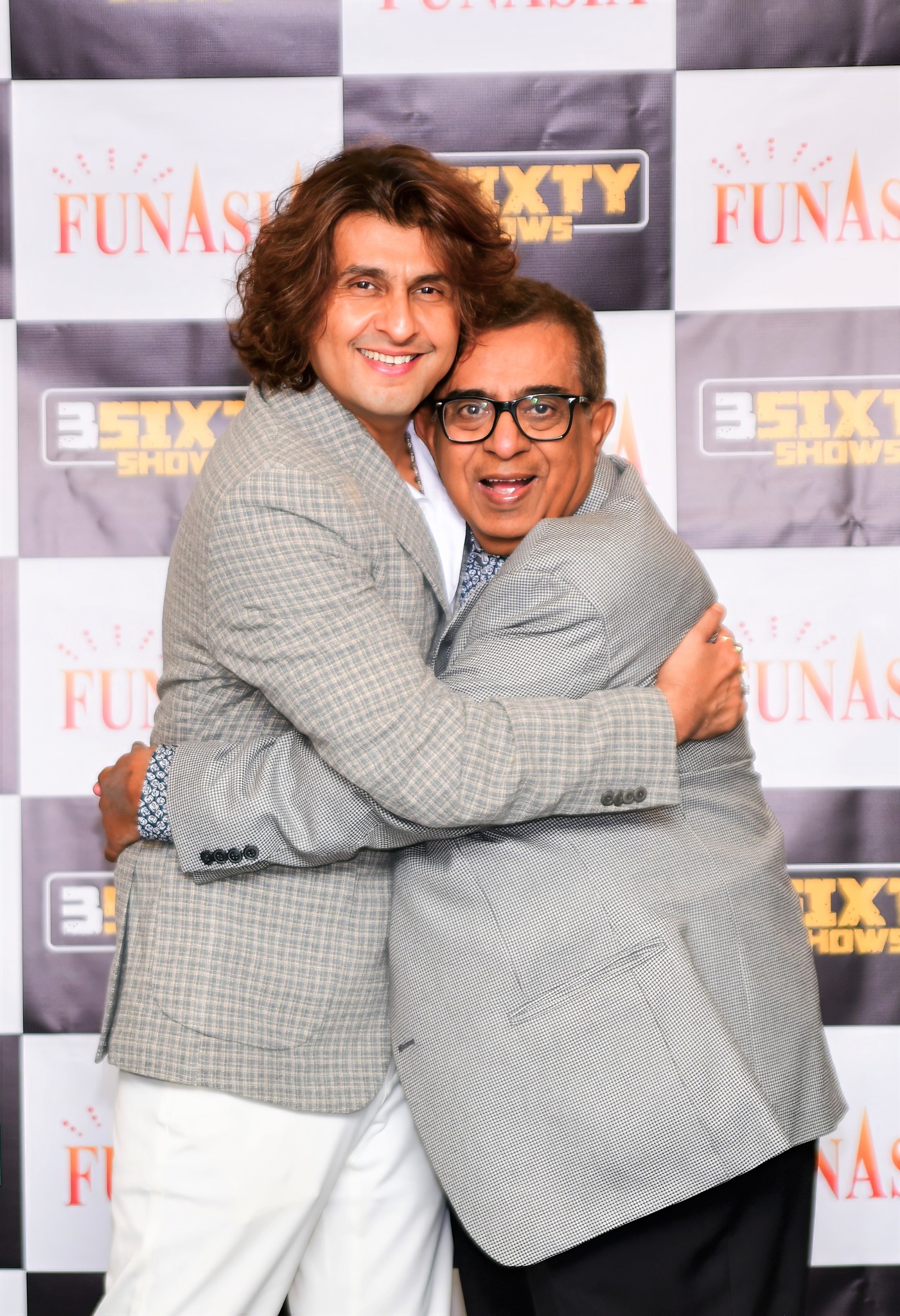 Sonu Nigam 2023 Meet & Greet Pics