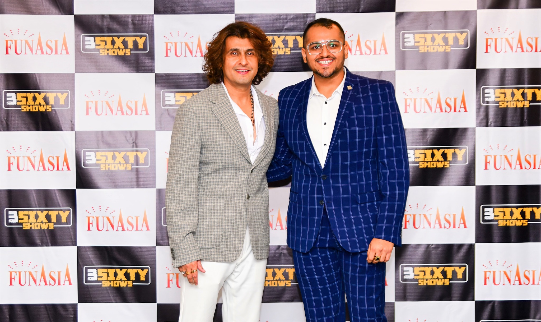 Sonu Nigam 2023 Meet & Greet Pics