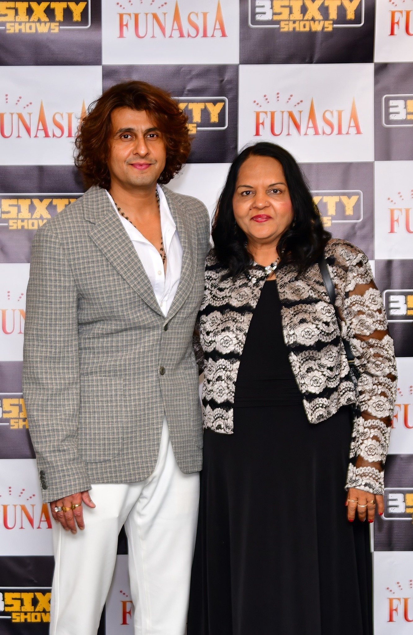 Sonu Nigam 2023 Meet & Greet Pics
