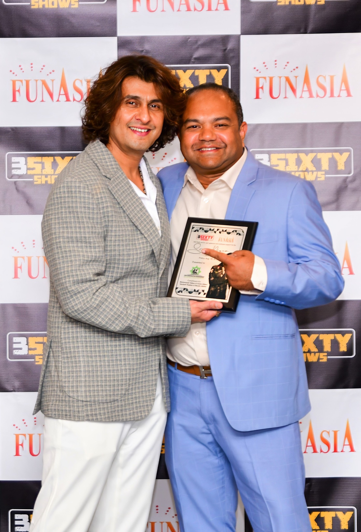 Sonu Nigam 2023 Meet & Greet Pics