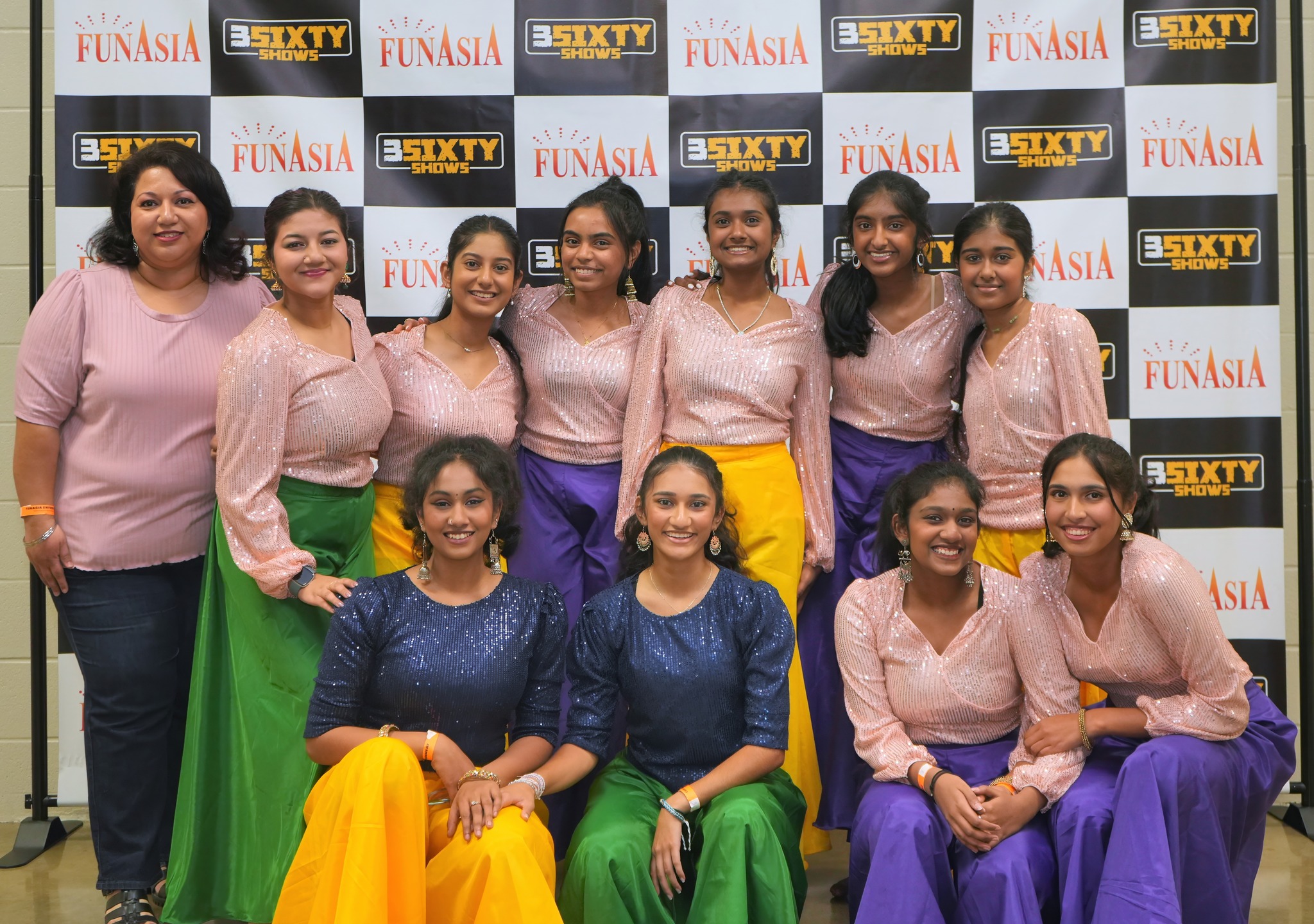 Sonu Nigam 2023 Meet & Greet Pics