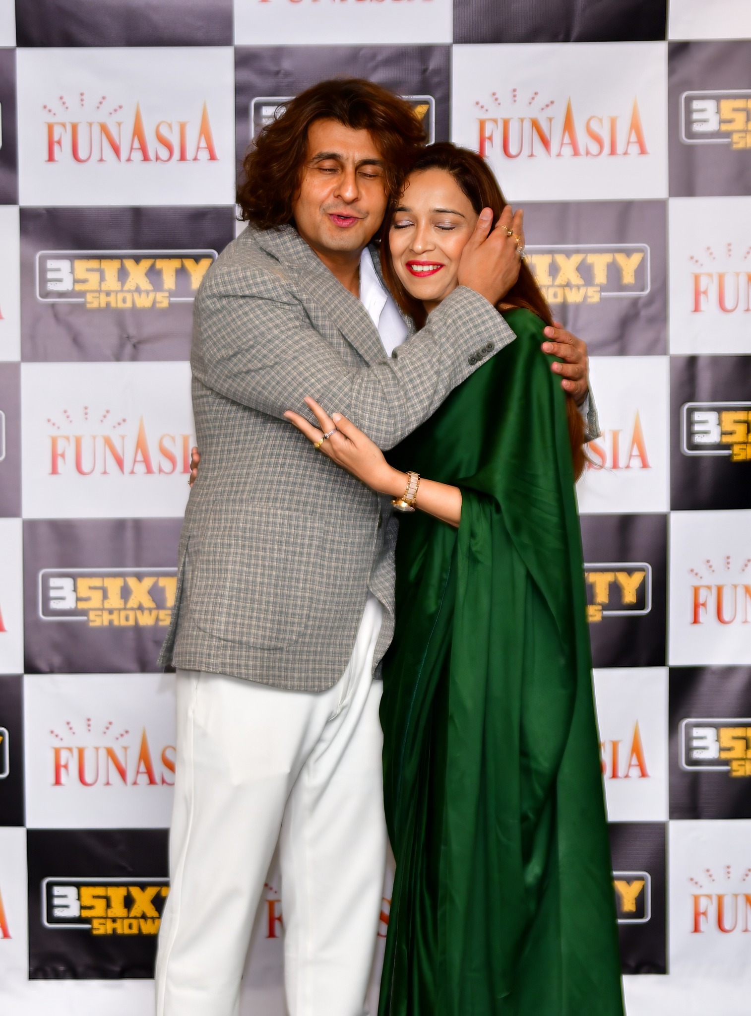 Sonu Nigam 2023 Meet & Greet Pics