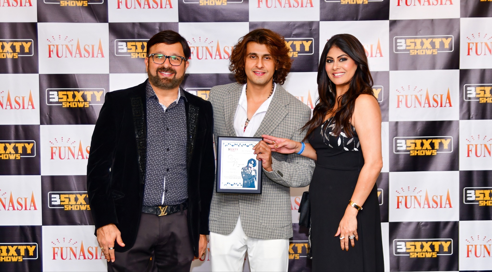 Sonu Nigam 2023 Meet & Greet Pics