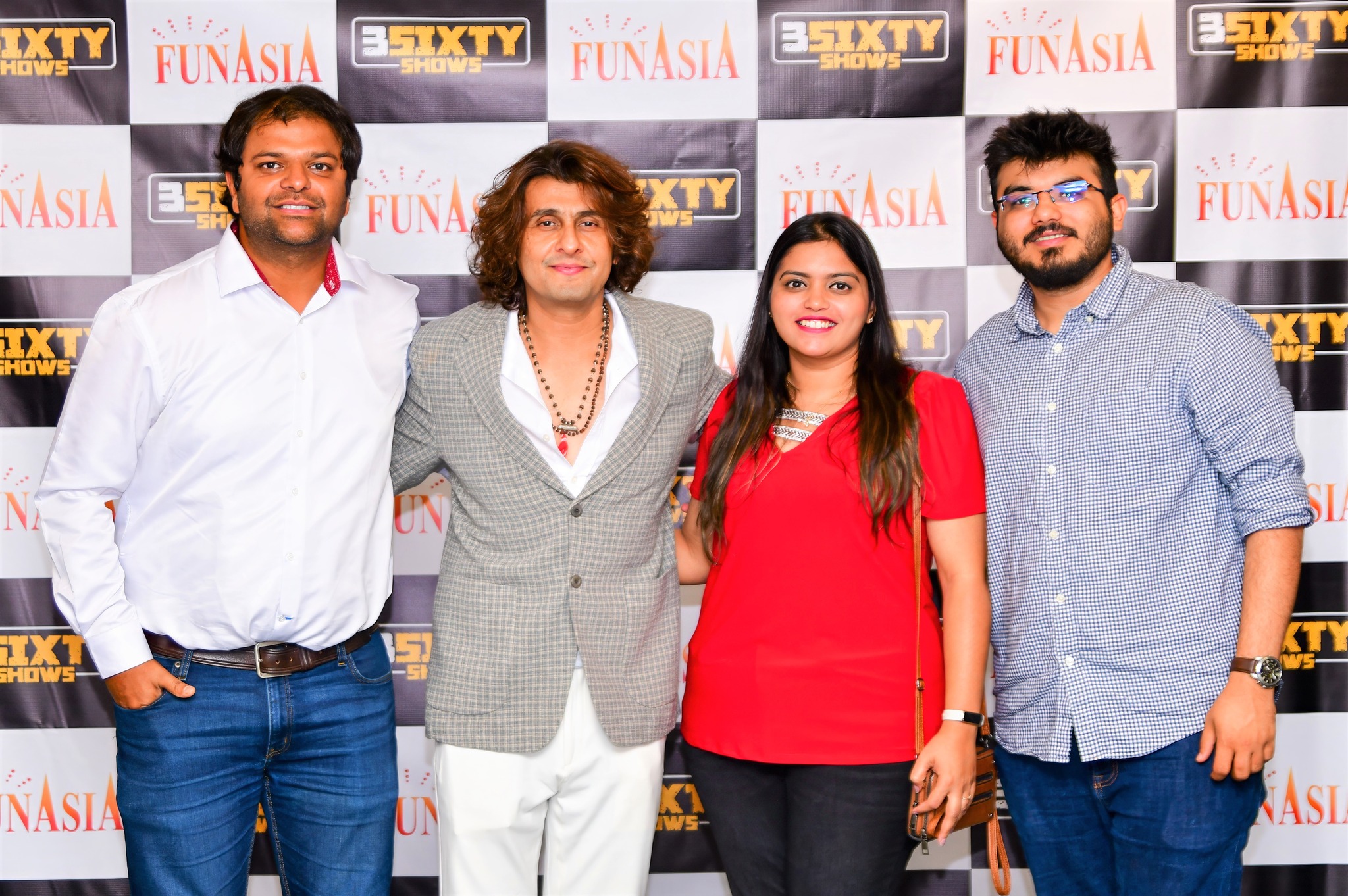Sonu Nigam 2023 Meet & Greet Pics