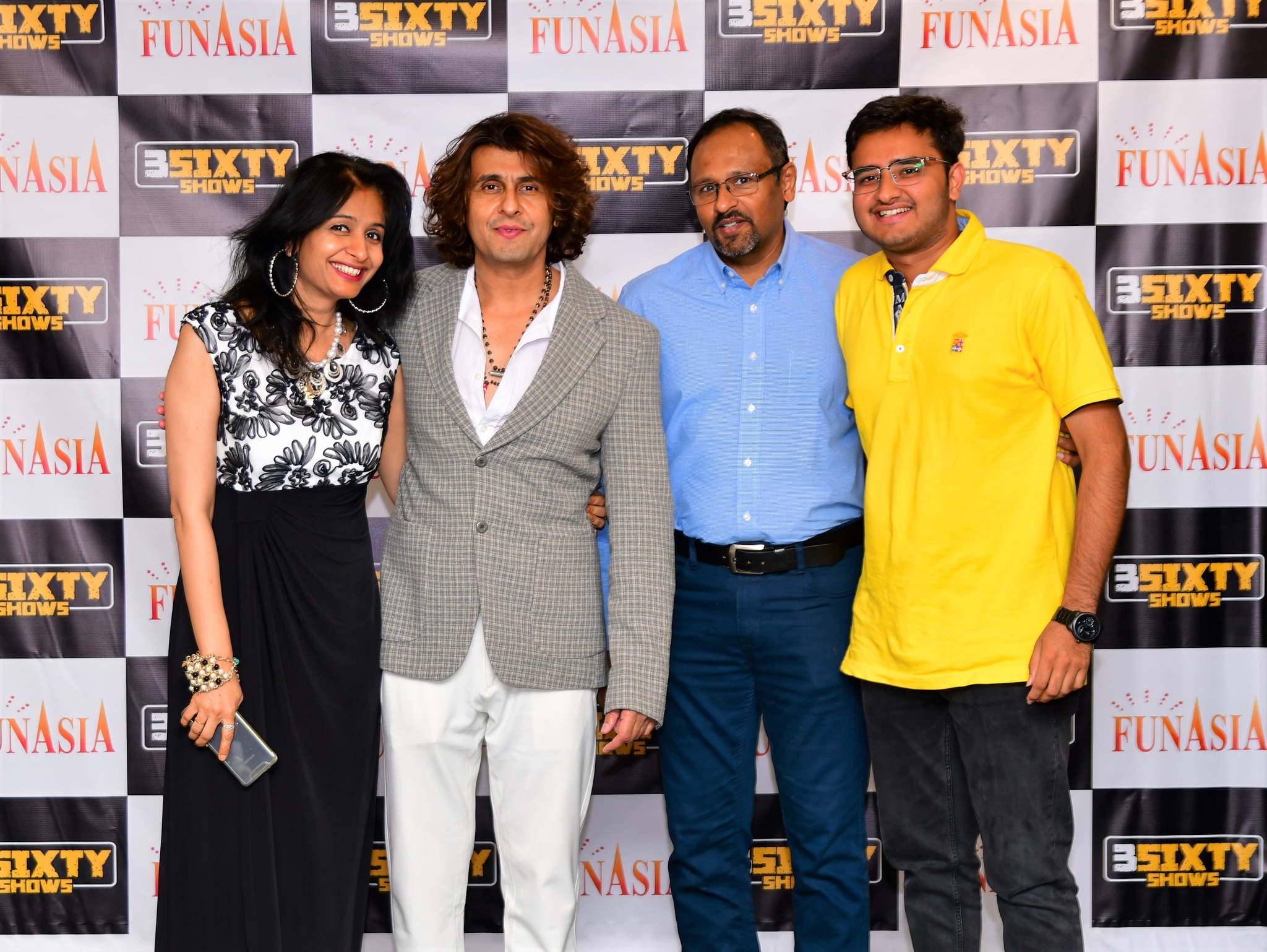 Sonu Nigam 2023 Meet & Greet Pics