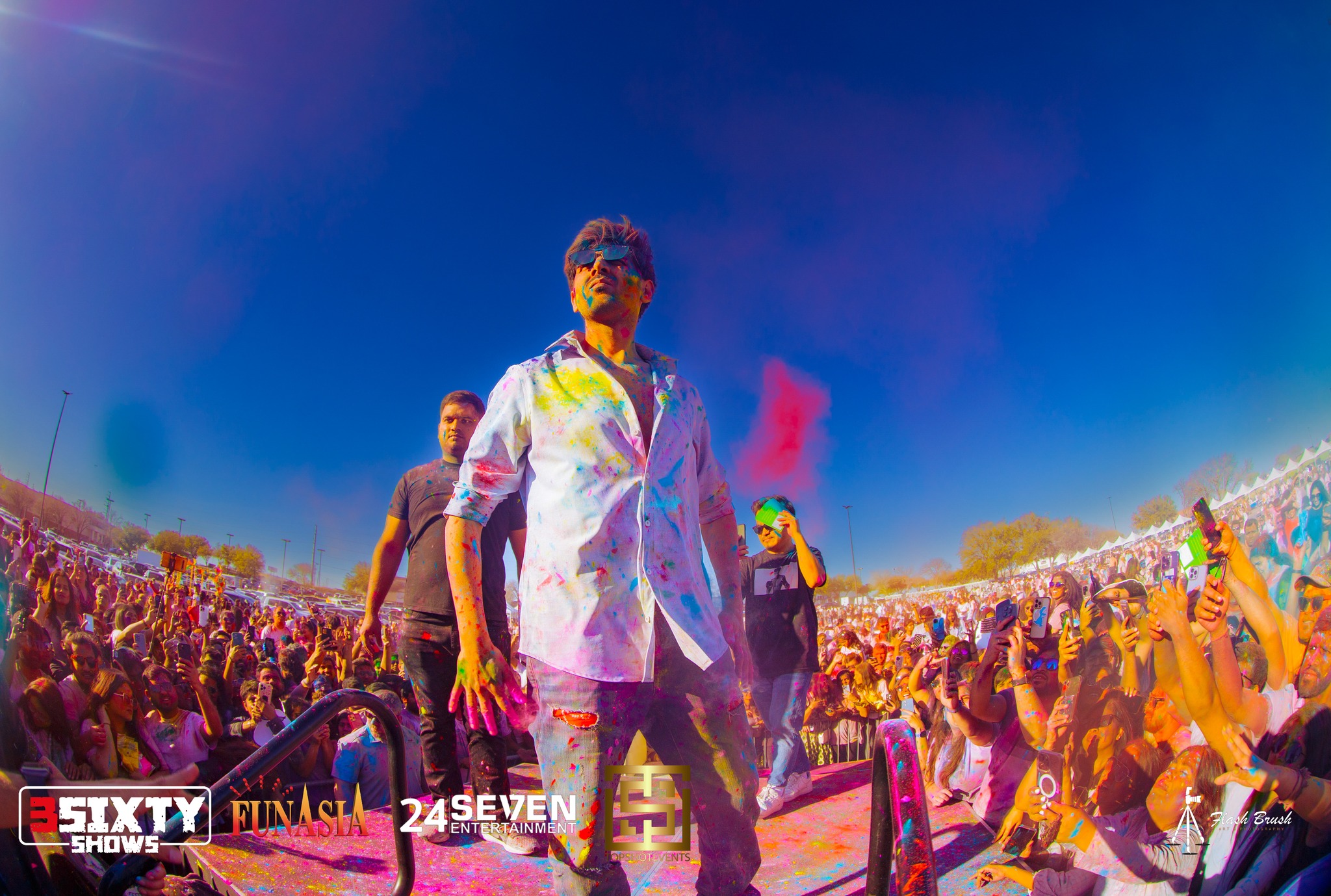 Kartik Aaryan Holi (March 4, 2023)