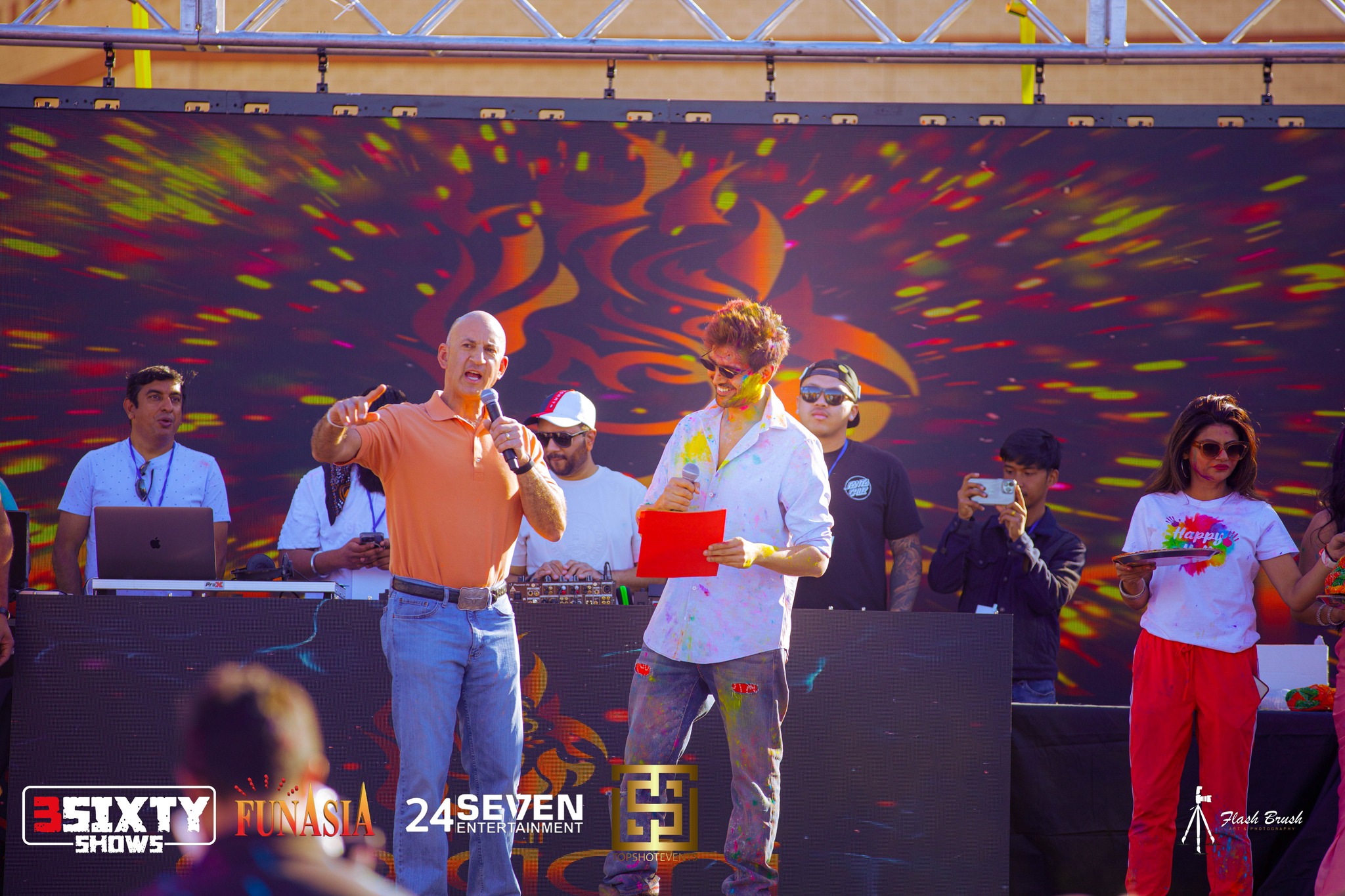 Kartik Aaryan Holi (March 4, 2023)