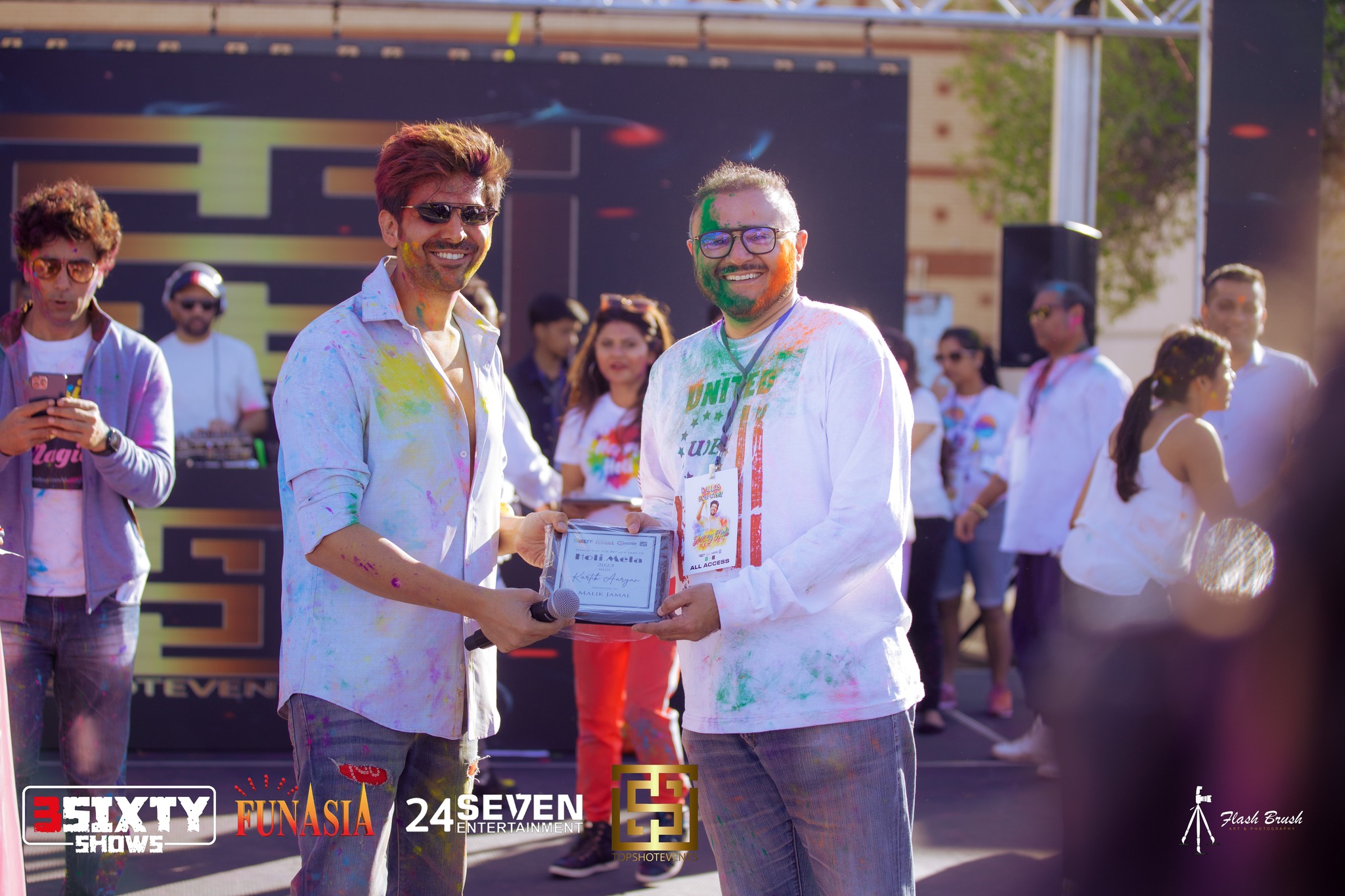 Kartik Aaryan Holi (March 4, 2023)