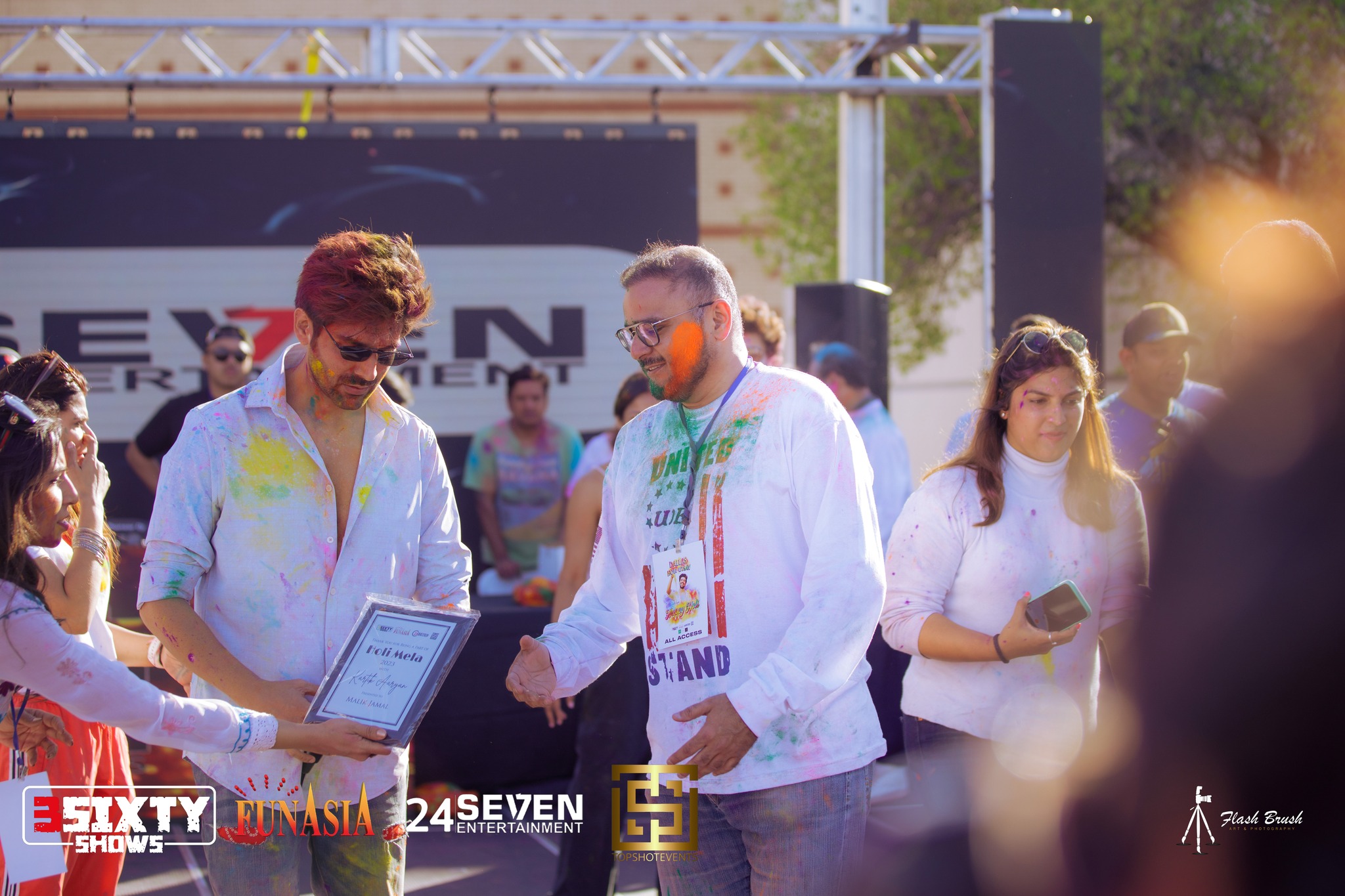 Kartik Aaryan Holi (March 4, 2023)