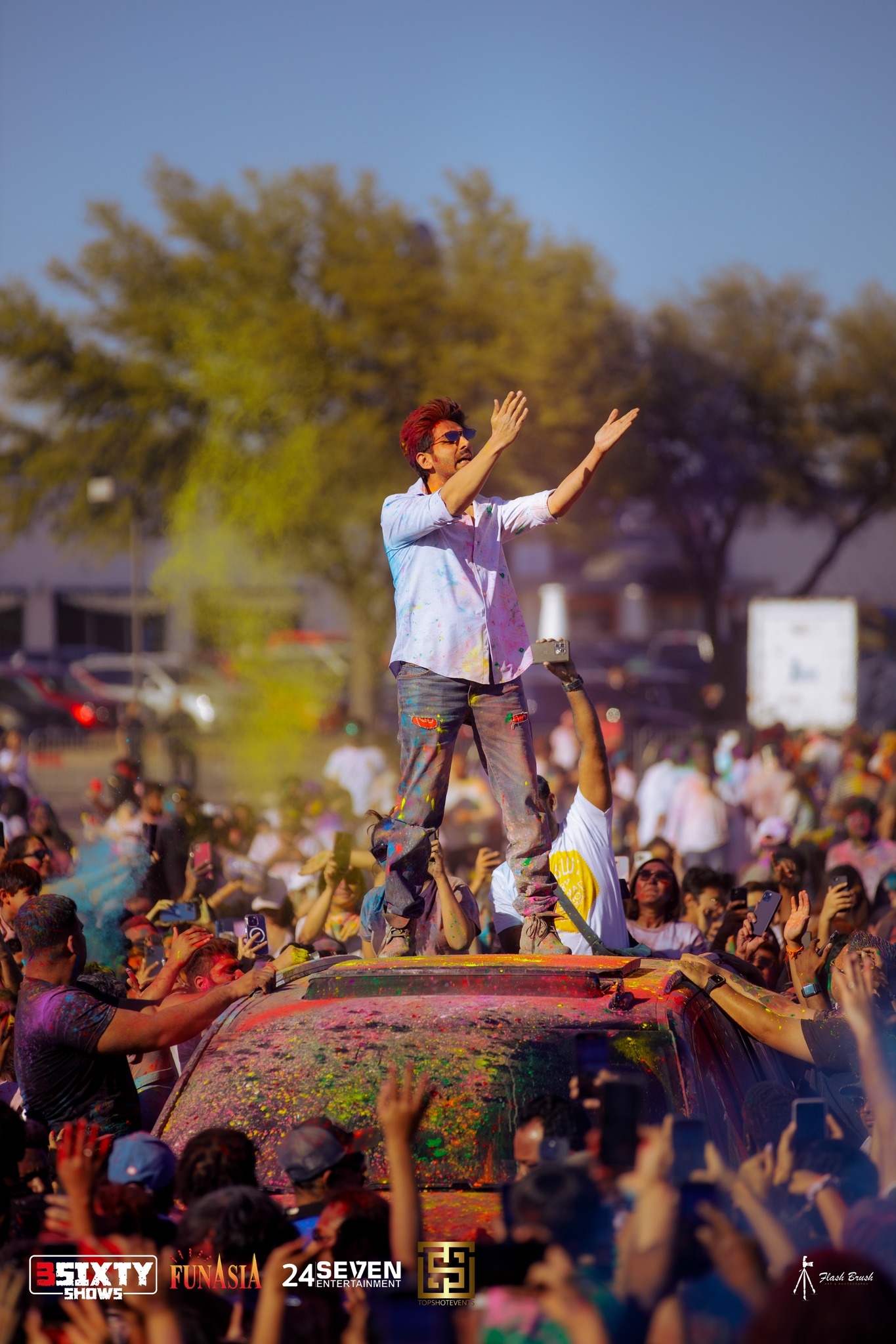Kartik Aaryan Holi (March 4, 2023)