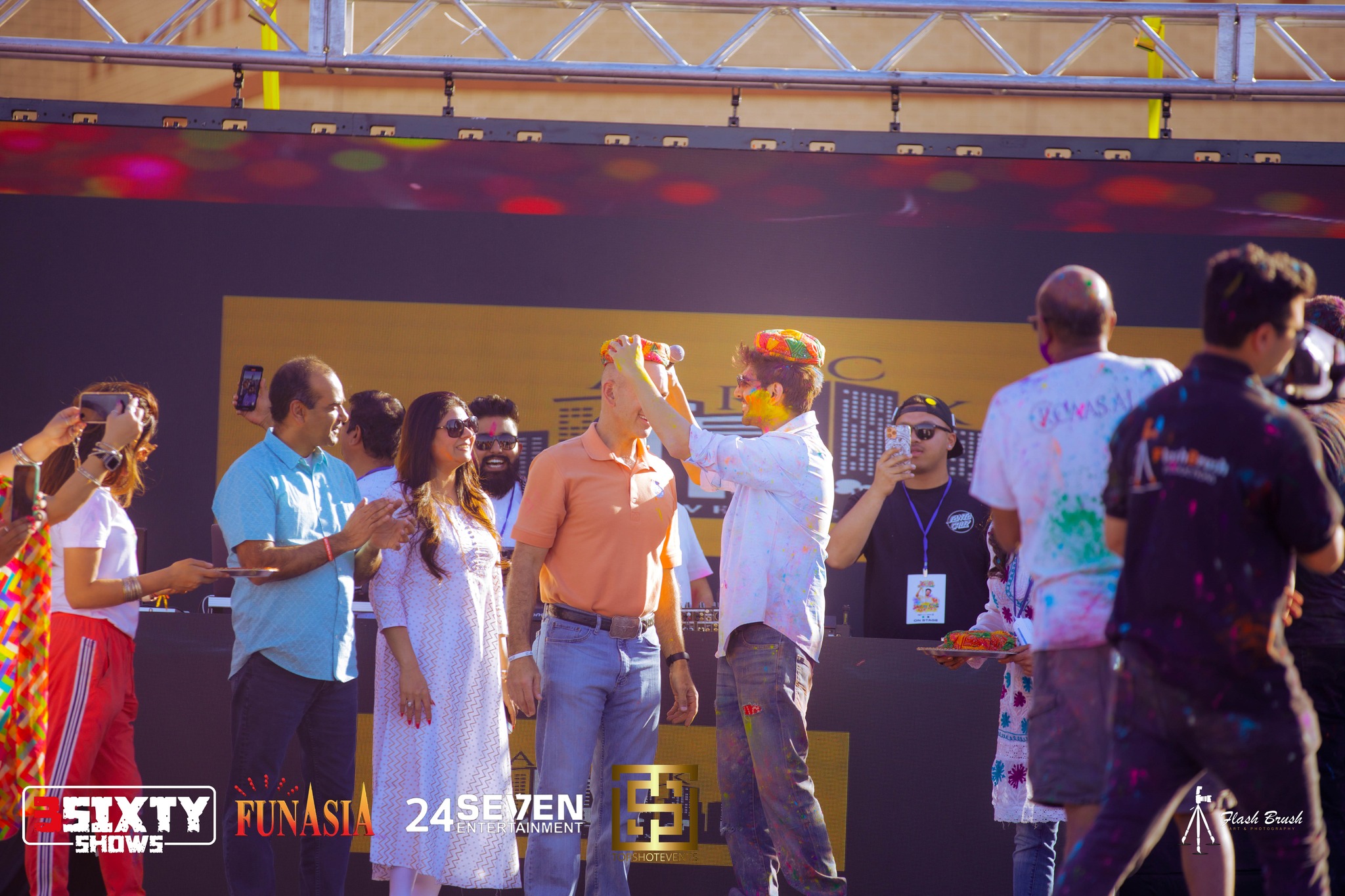 Kartik Aaryan Holi (March 4, 2023)