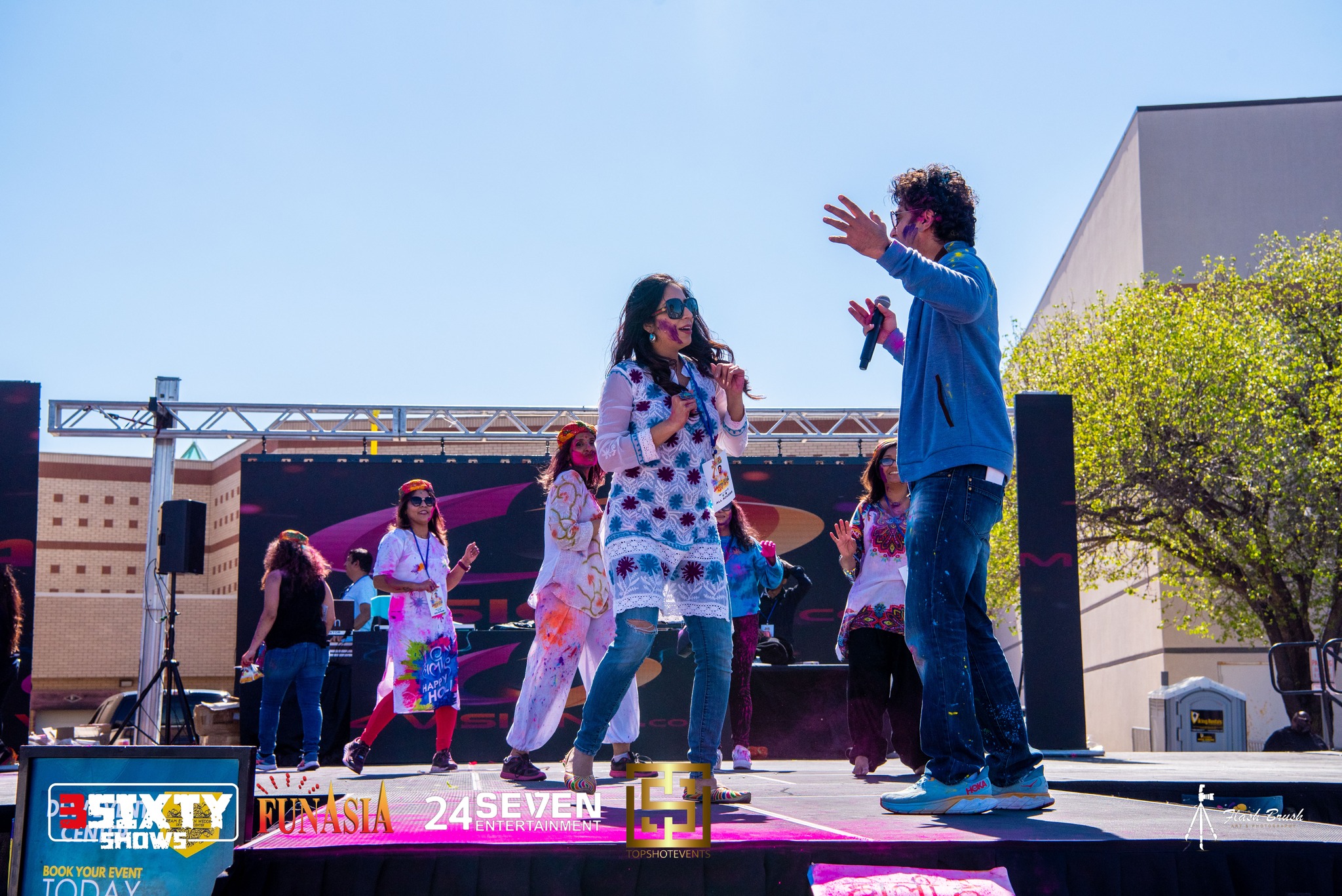 Kartik Aaryan Holi (March 4, 2023)