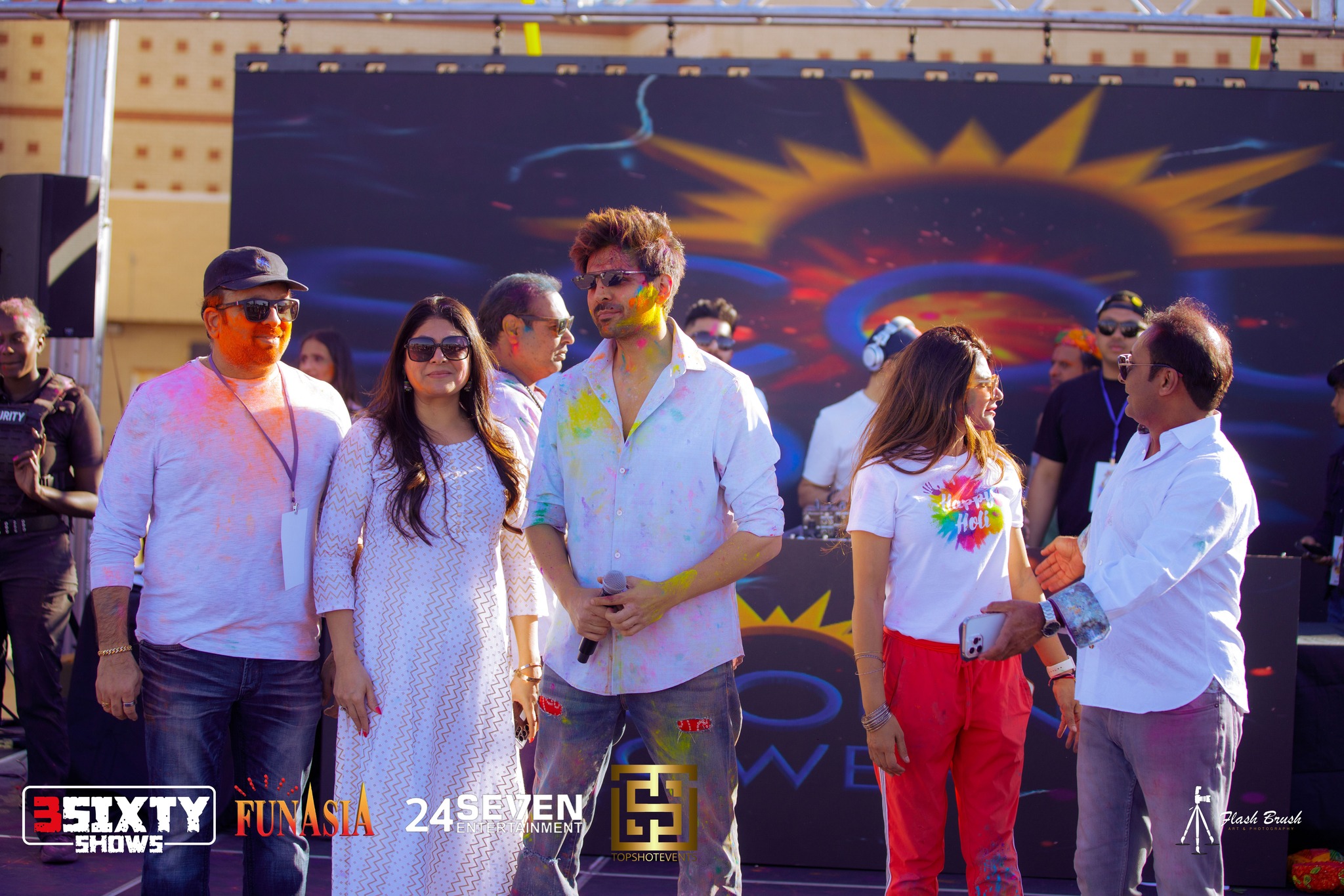 Kartik Aaryan Holi (March 4, 2023)