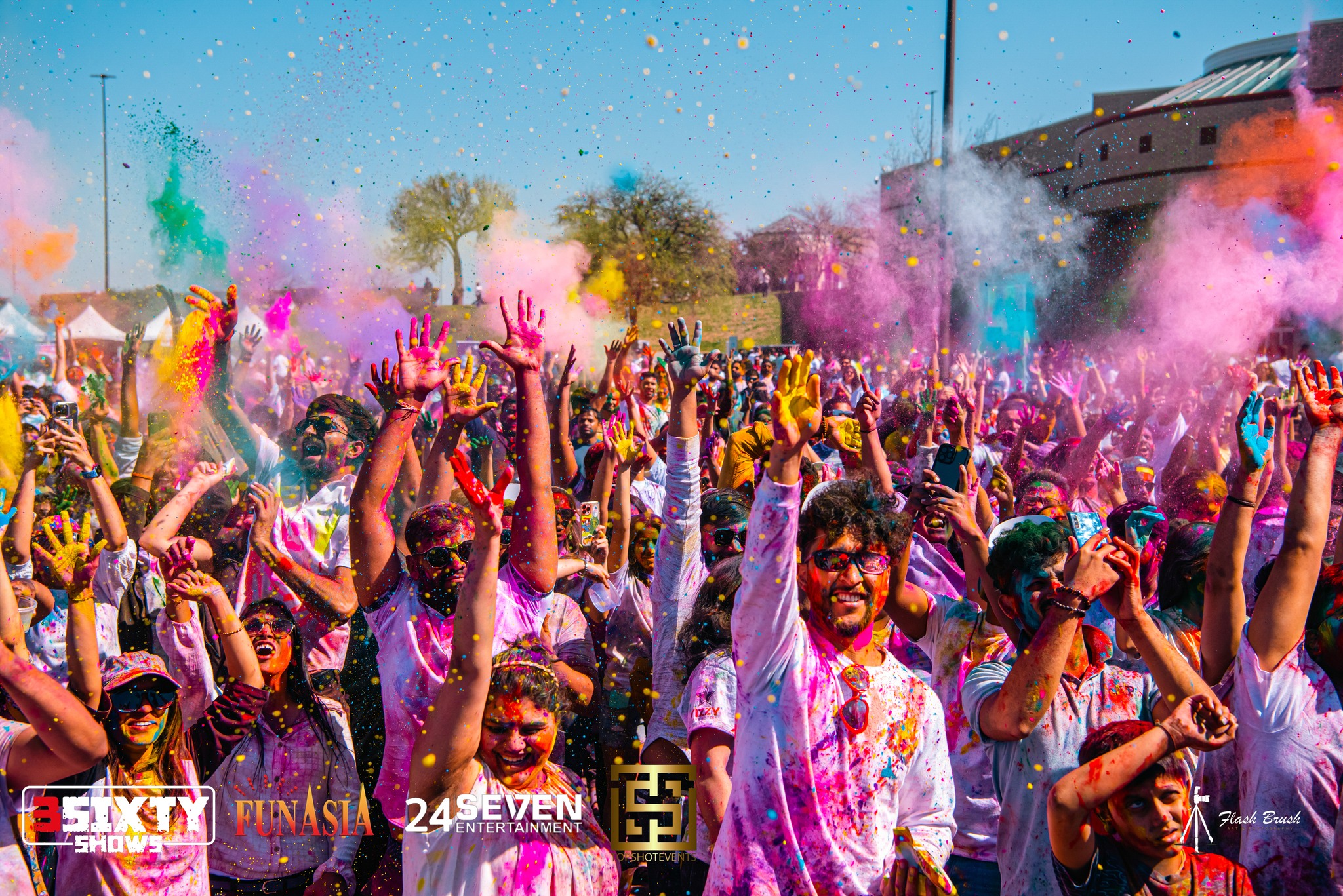 Kartik Aaryan Holi (March 4, 2023)