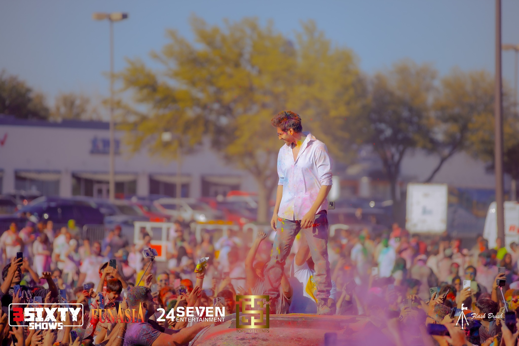 Kartik Aaryan Holi (March 4, 2023)