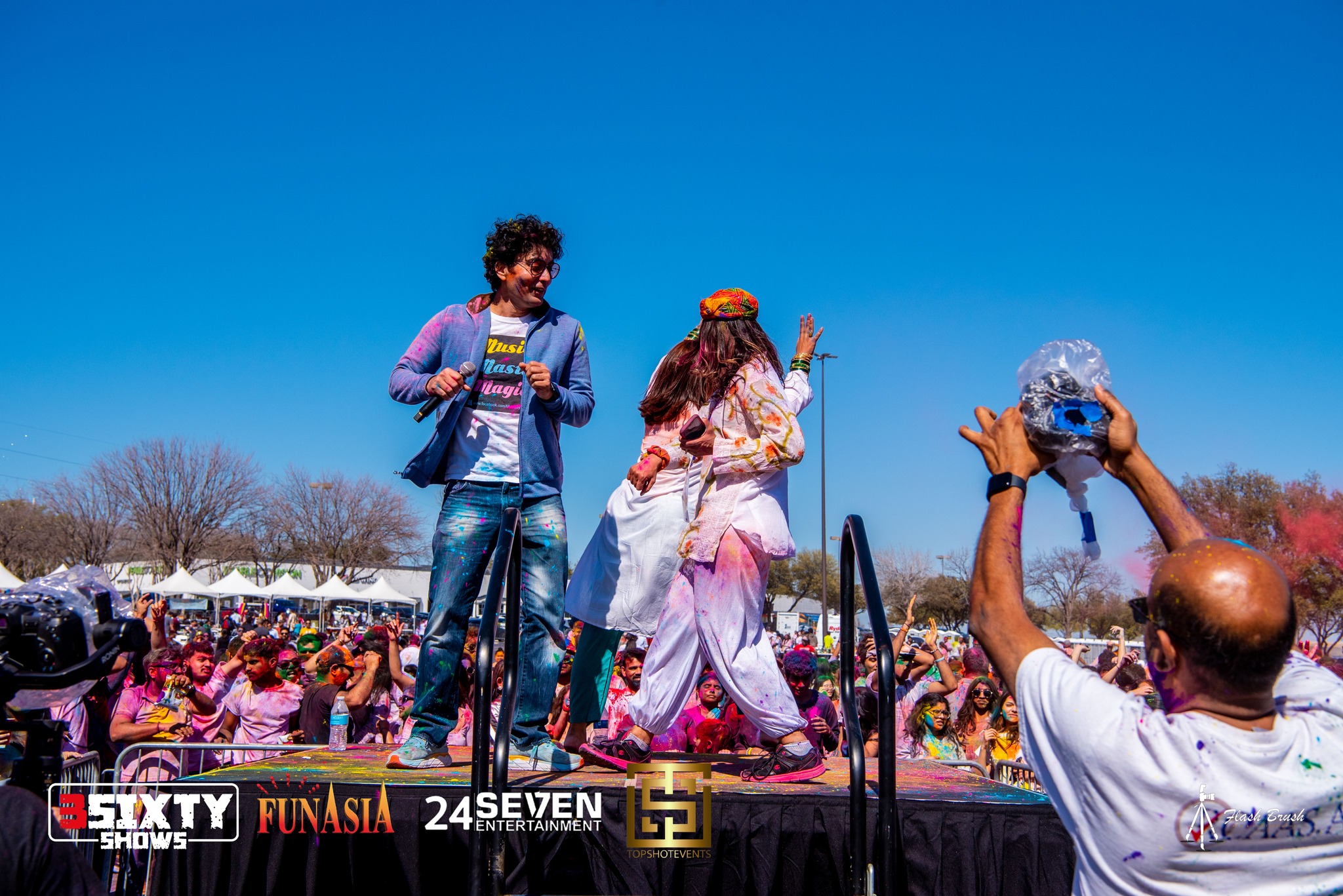 Kartik Aaryan Holi (March 4, 2023)