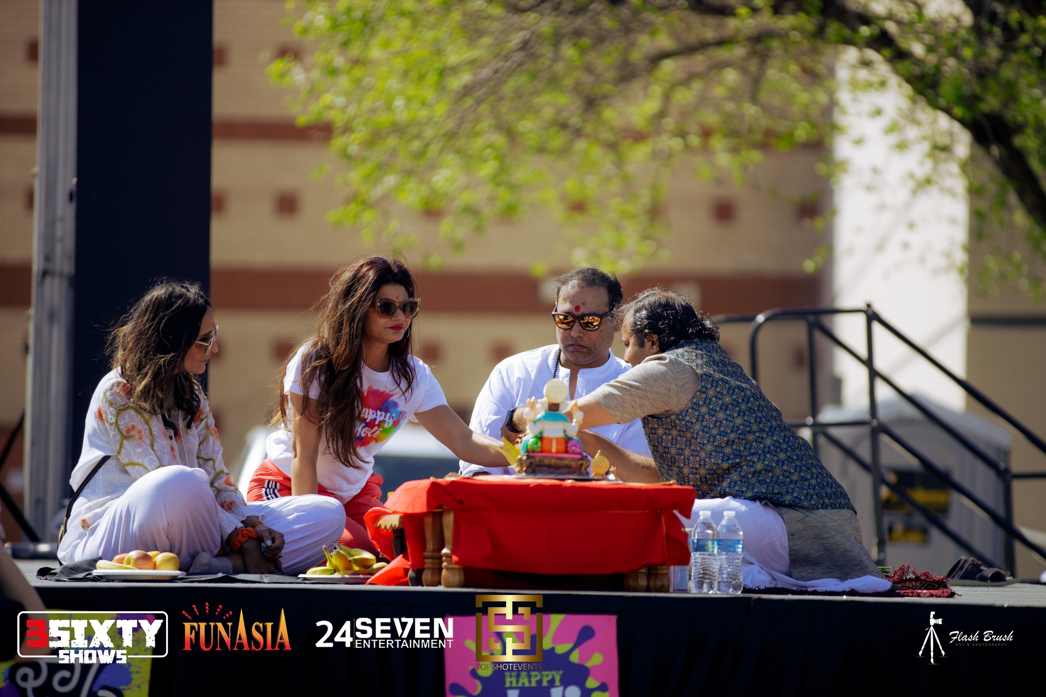 Kartik Aaryan Holi (March 4, 2023)