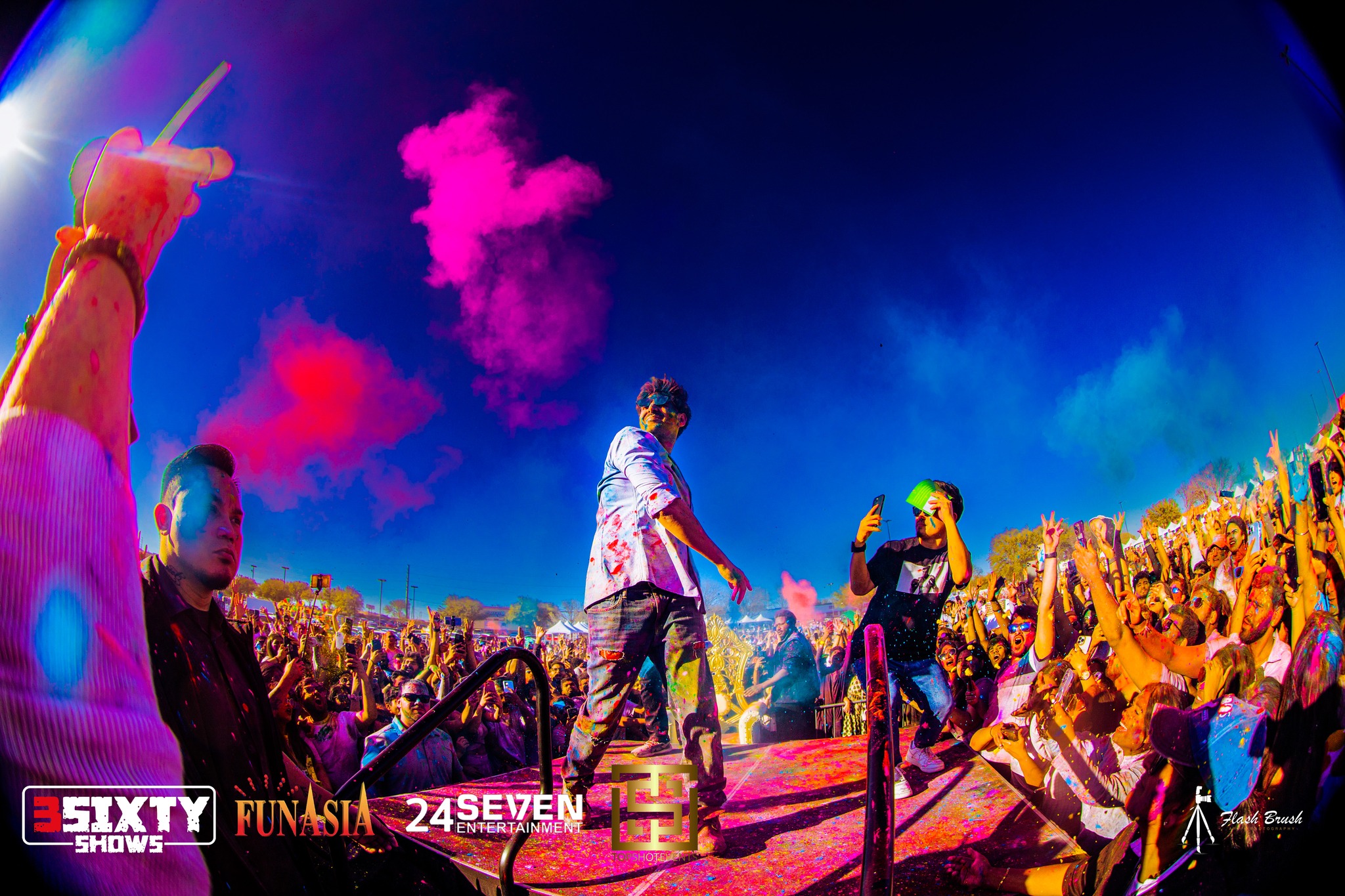 Kartik Aaryan Holi (March 4, 2023)