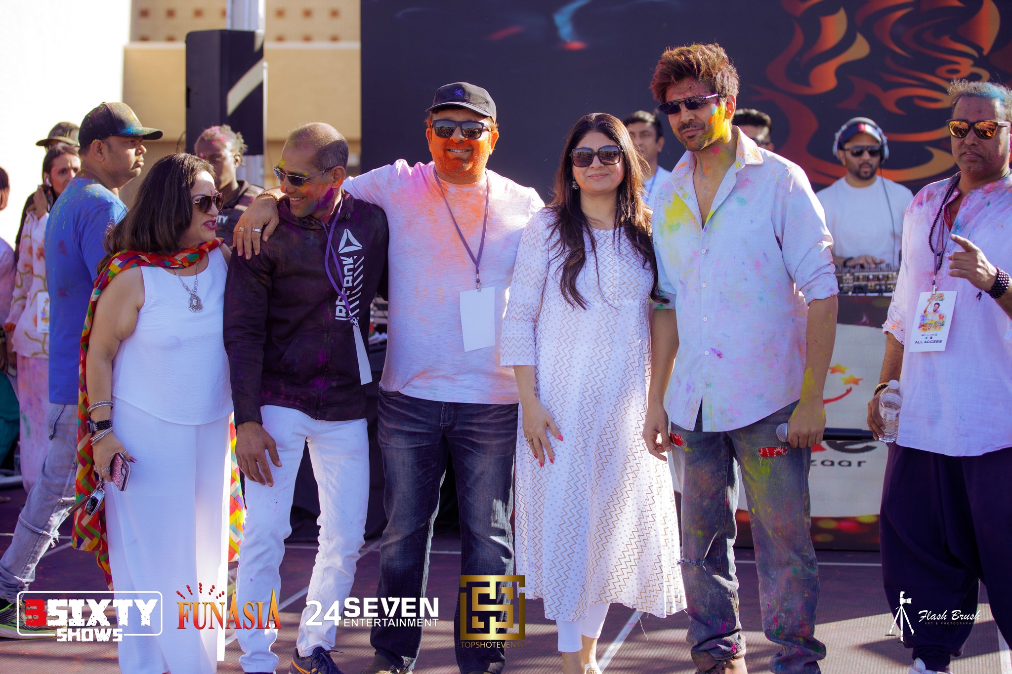 Kartik Aaryan Holi (March 4, 2023)