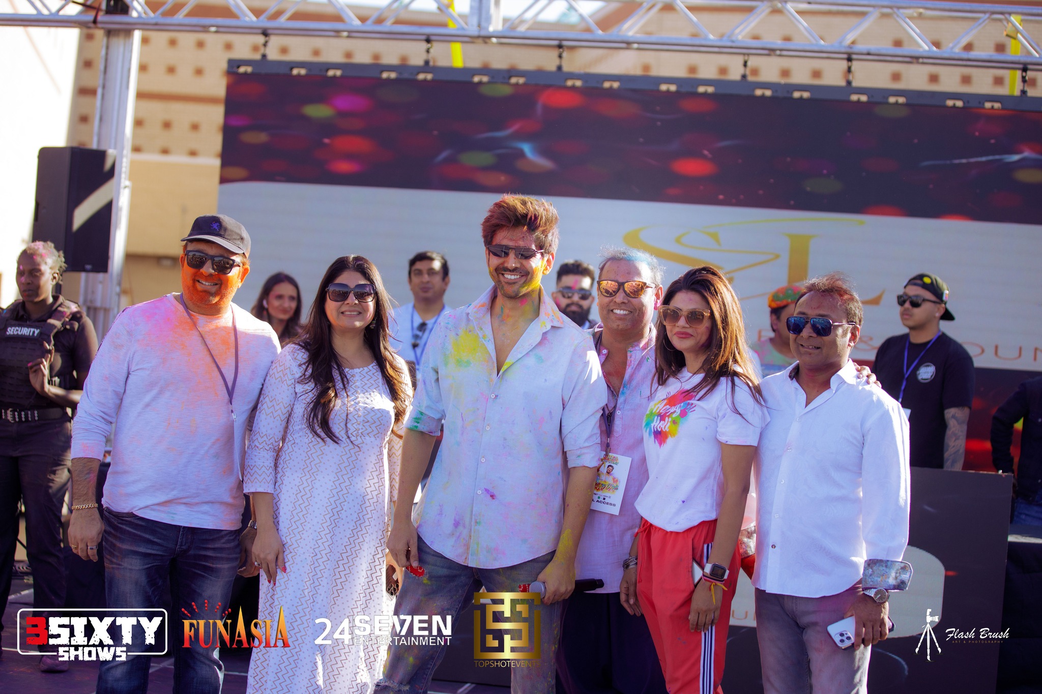 Kartik Aaryan Holi (March 4, 2023)