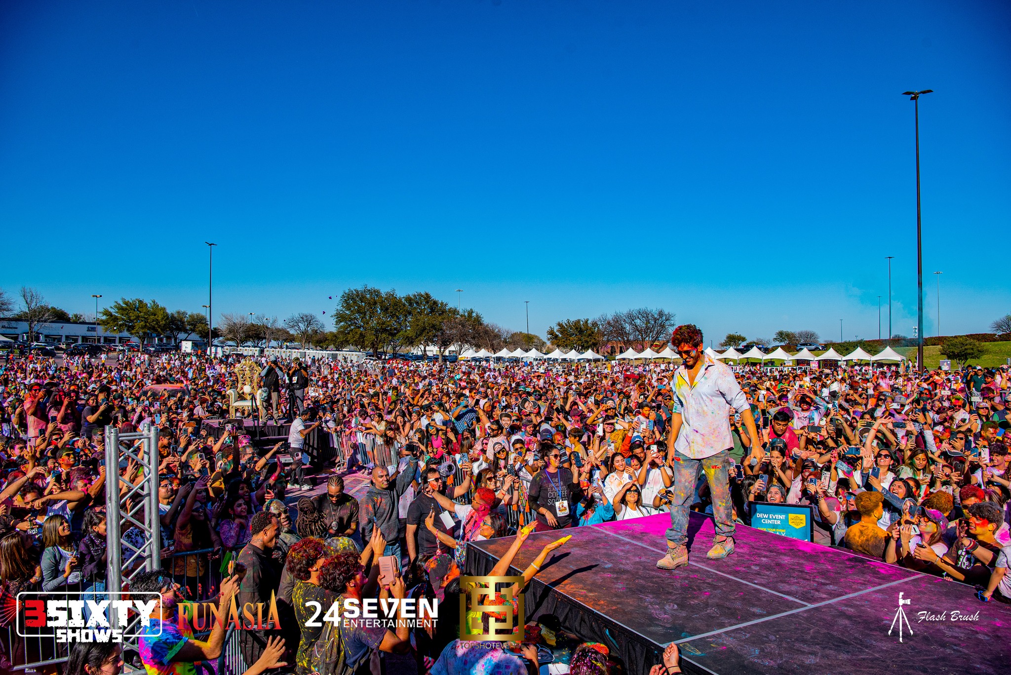 Kartik Aaryan Holi (March 4, 2023)
