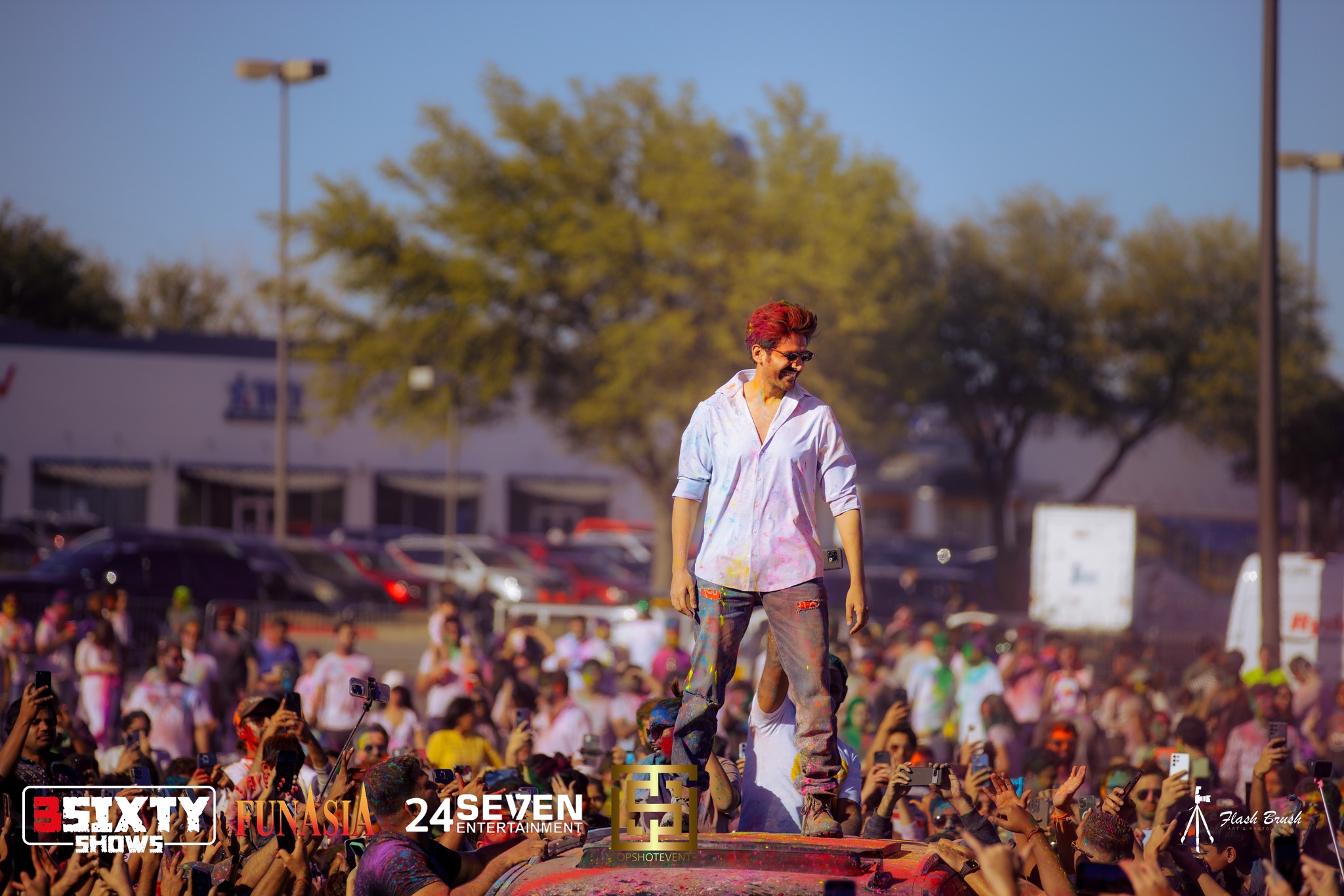 Kartik Aaryan Holi (March 4, 2023)